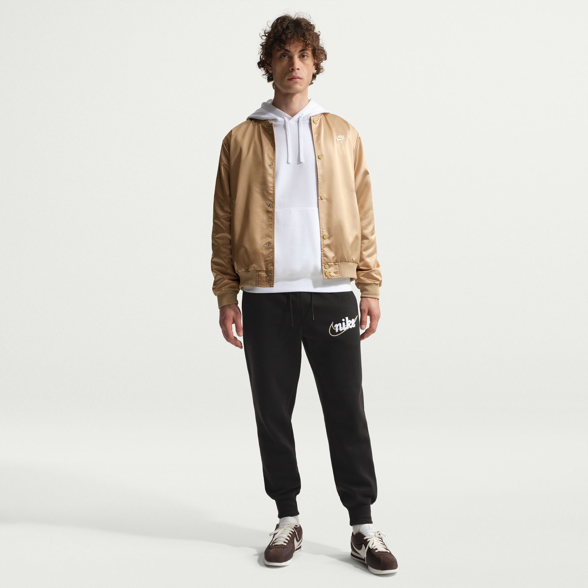 Nike Sportswear Club image number 0