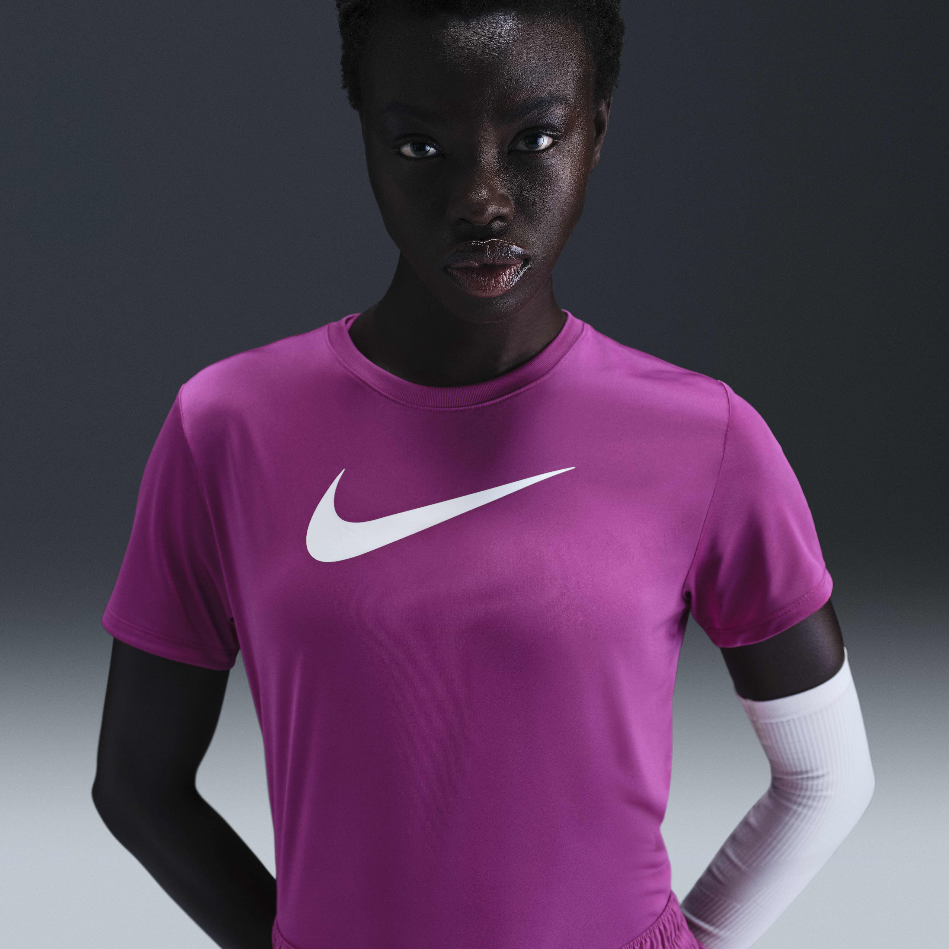 Shop Women s Tops and T Shirts Online in UAE Nike Women s Tees