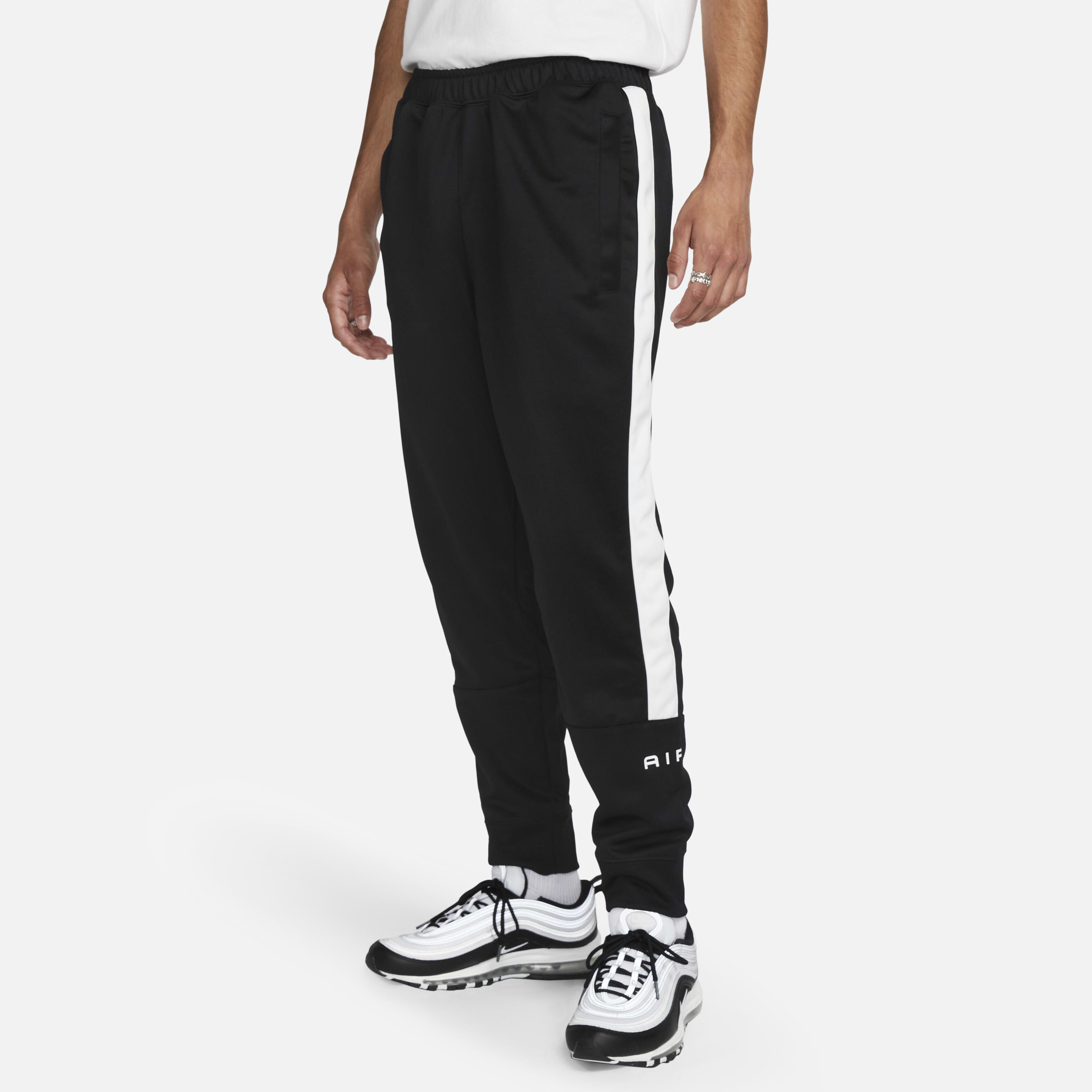 Buy Nike Air Men s Joggers Nike UAE Official