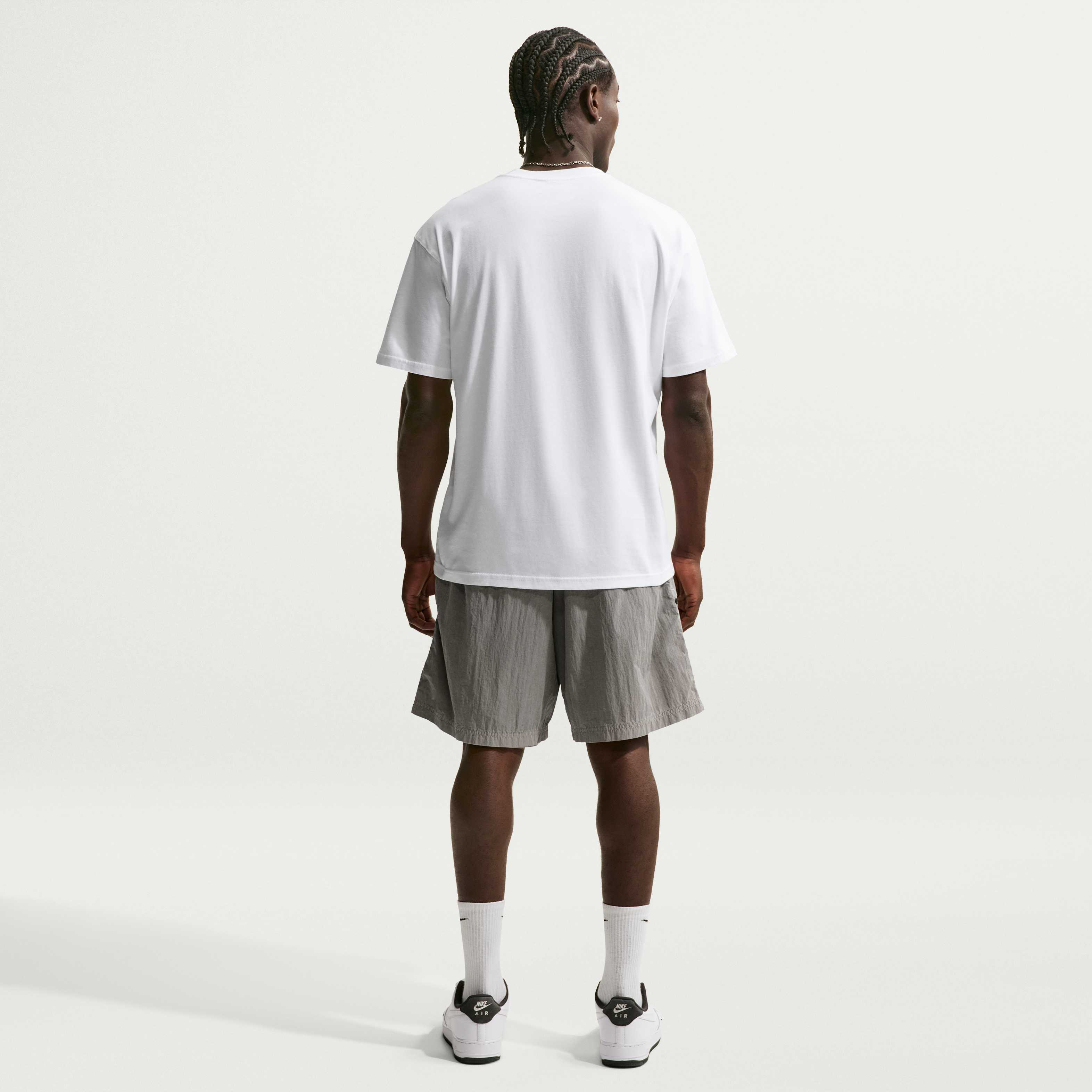 Nike image number 4