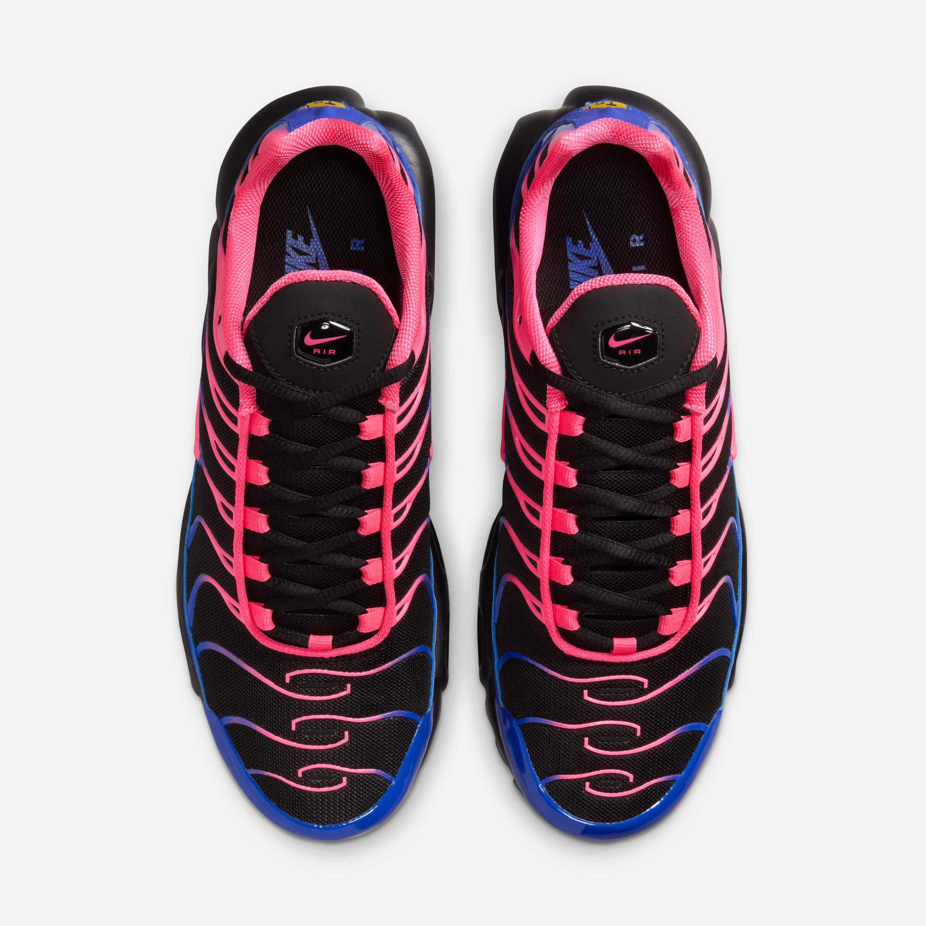 Nike Air Max Plus image number 3