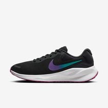 Nike Revolution 7