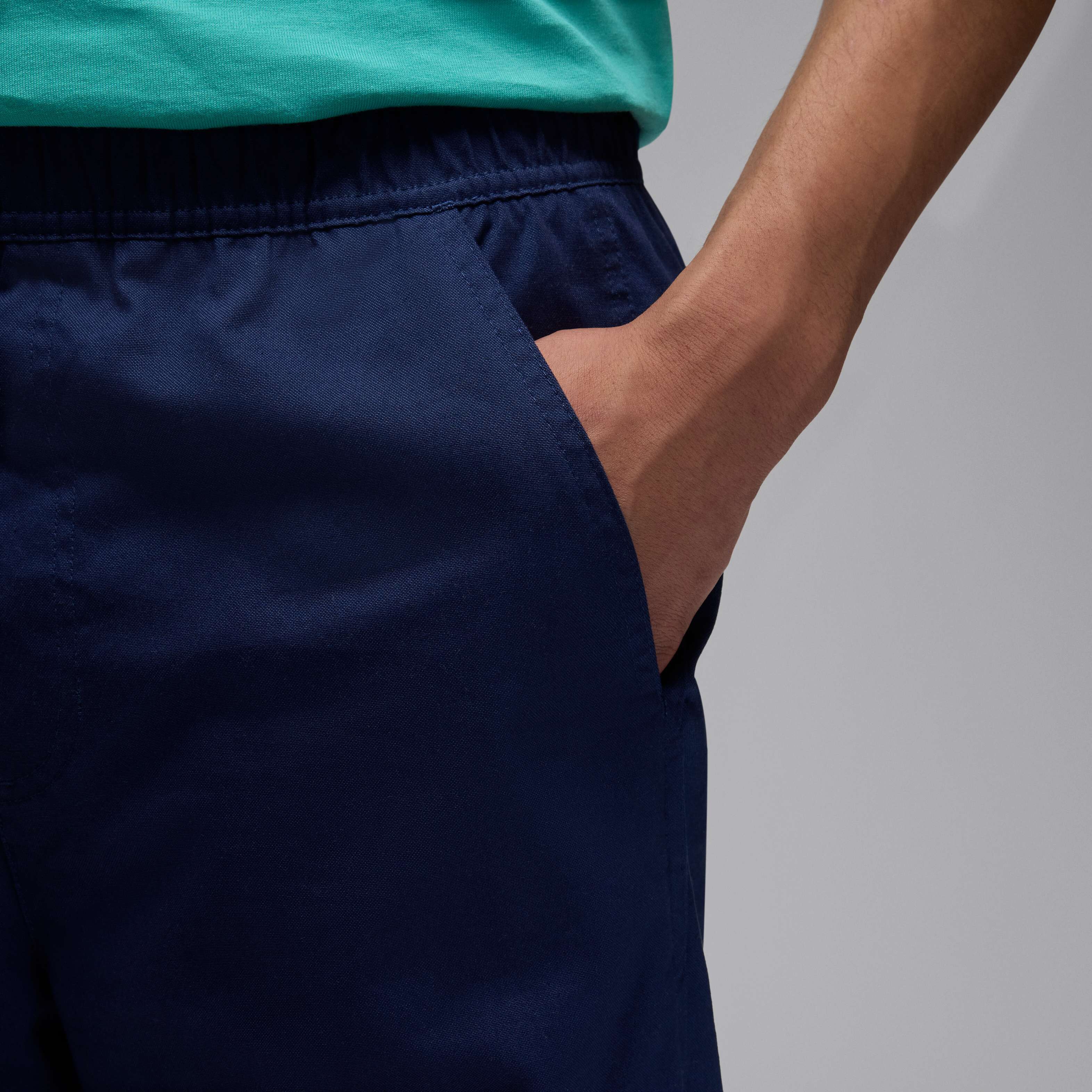 Jordan Essentials image number 3