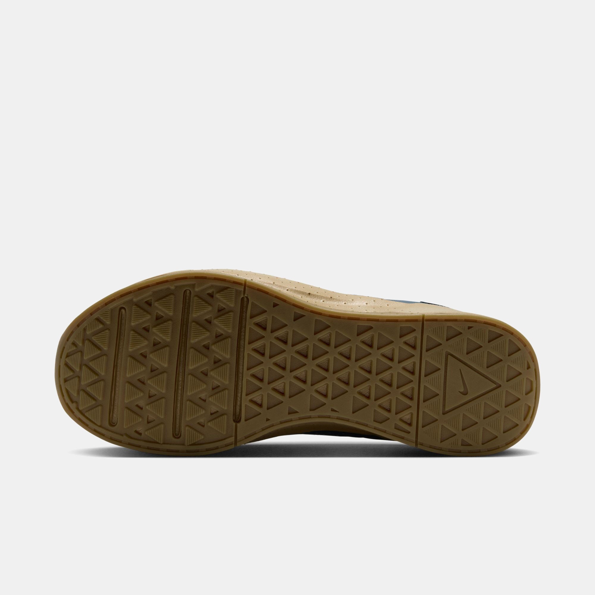 Nike MC Trainer 4 image number 8