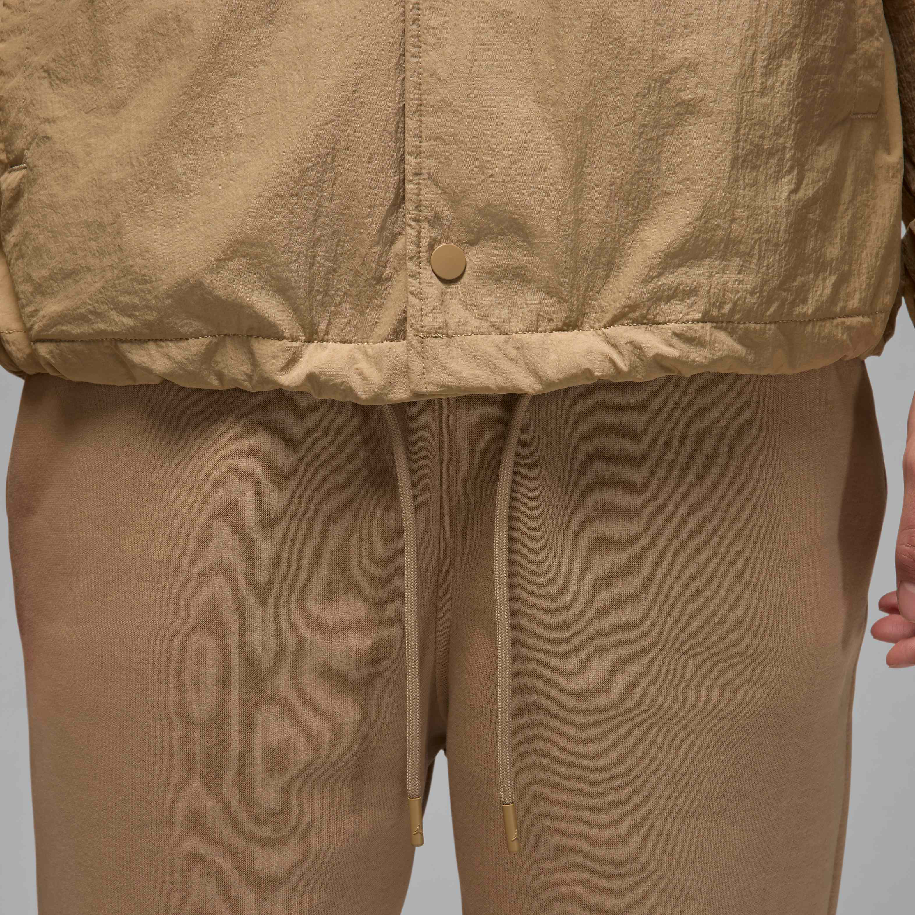 Jordan Essentials image number 6