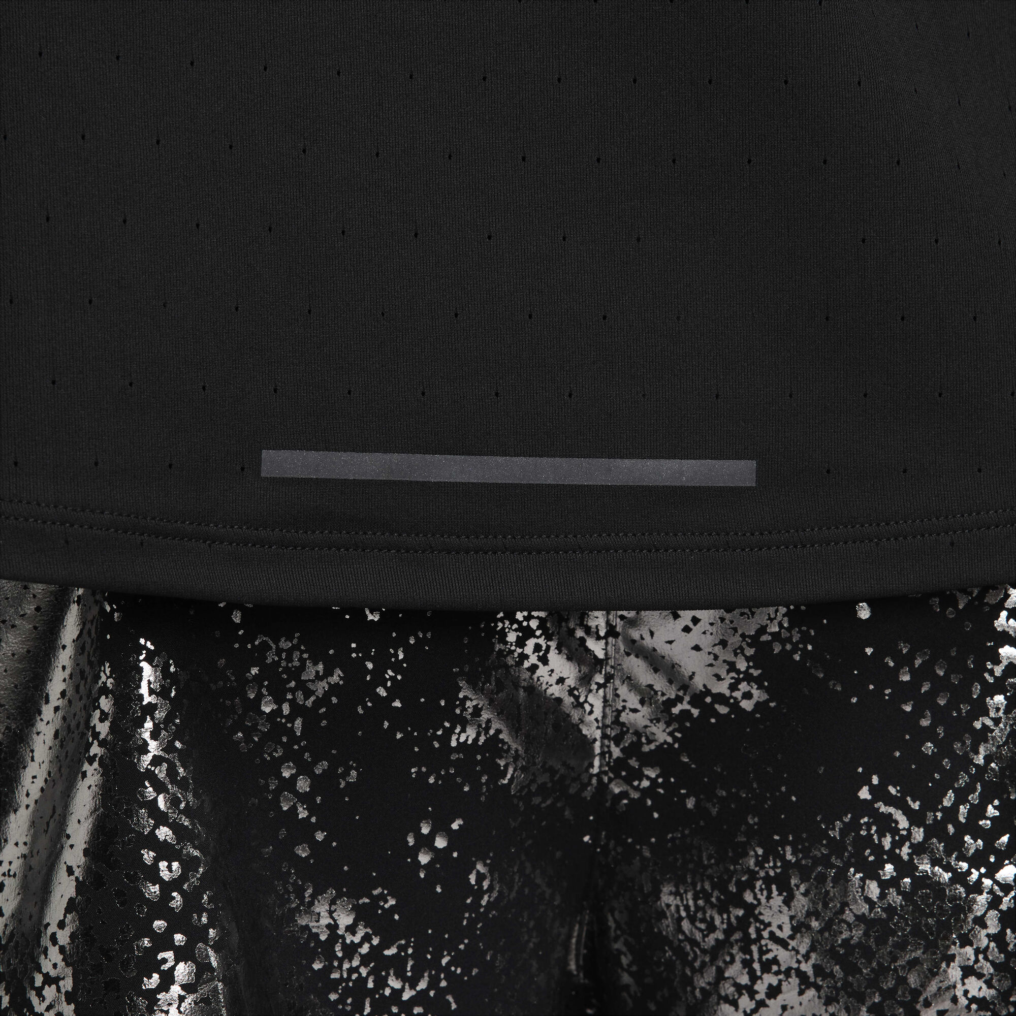 Zoom image