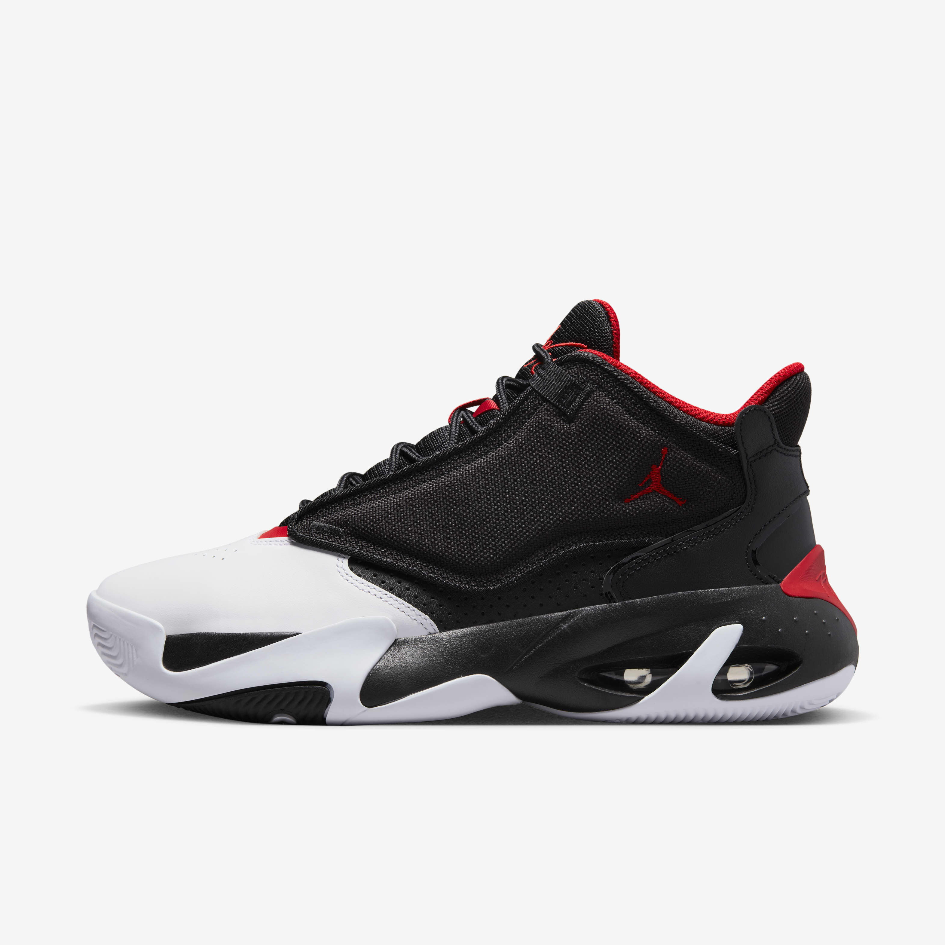 Buy Jordan Max Aura 4 Men's Shoes - Black/White/Gym Red @ Nike UAE