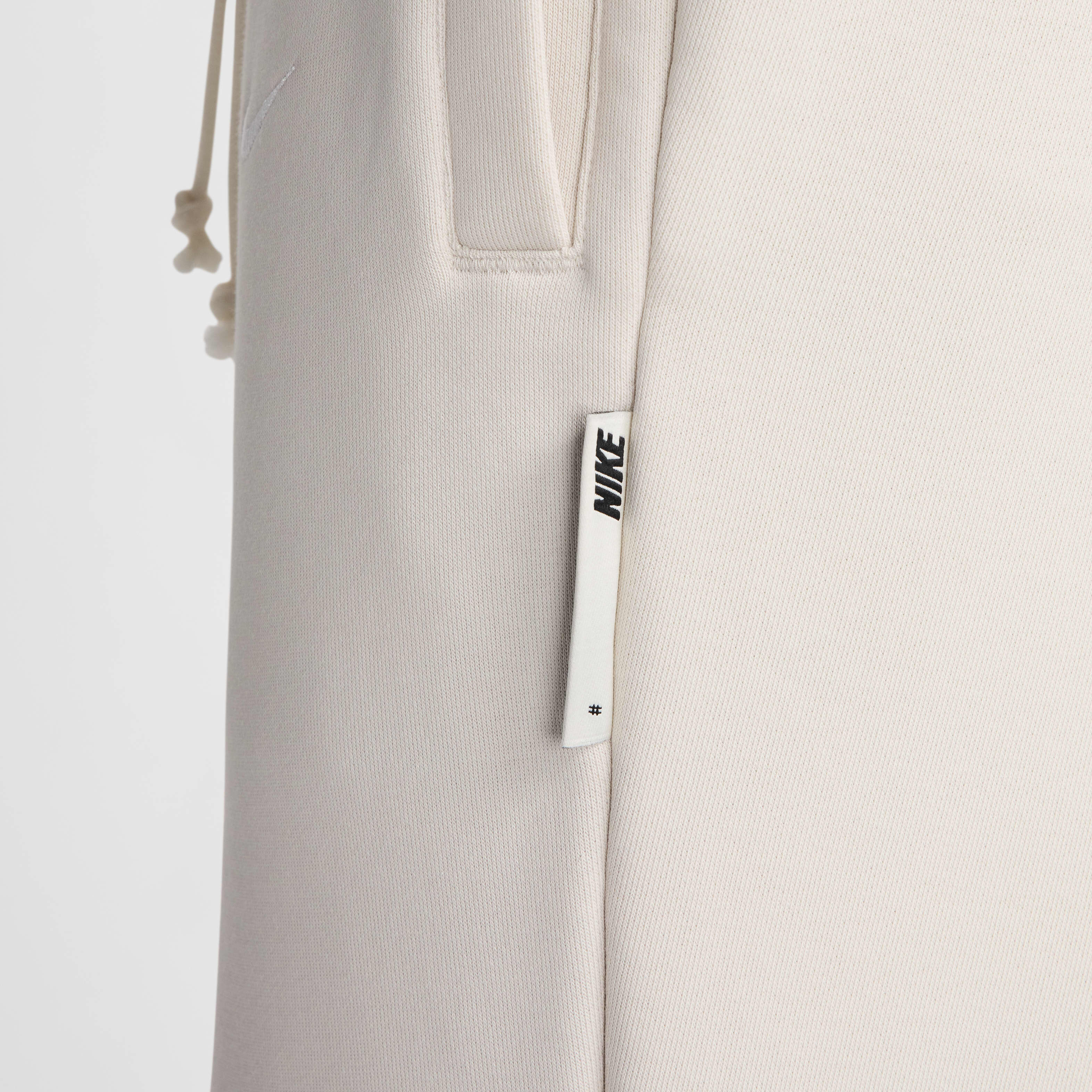 ليفربول ستاندرد ايشيو image number 5