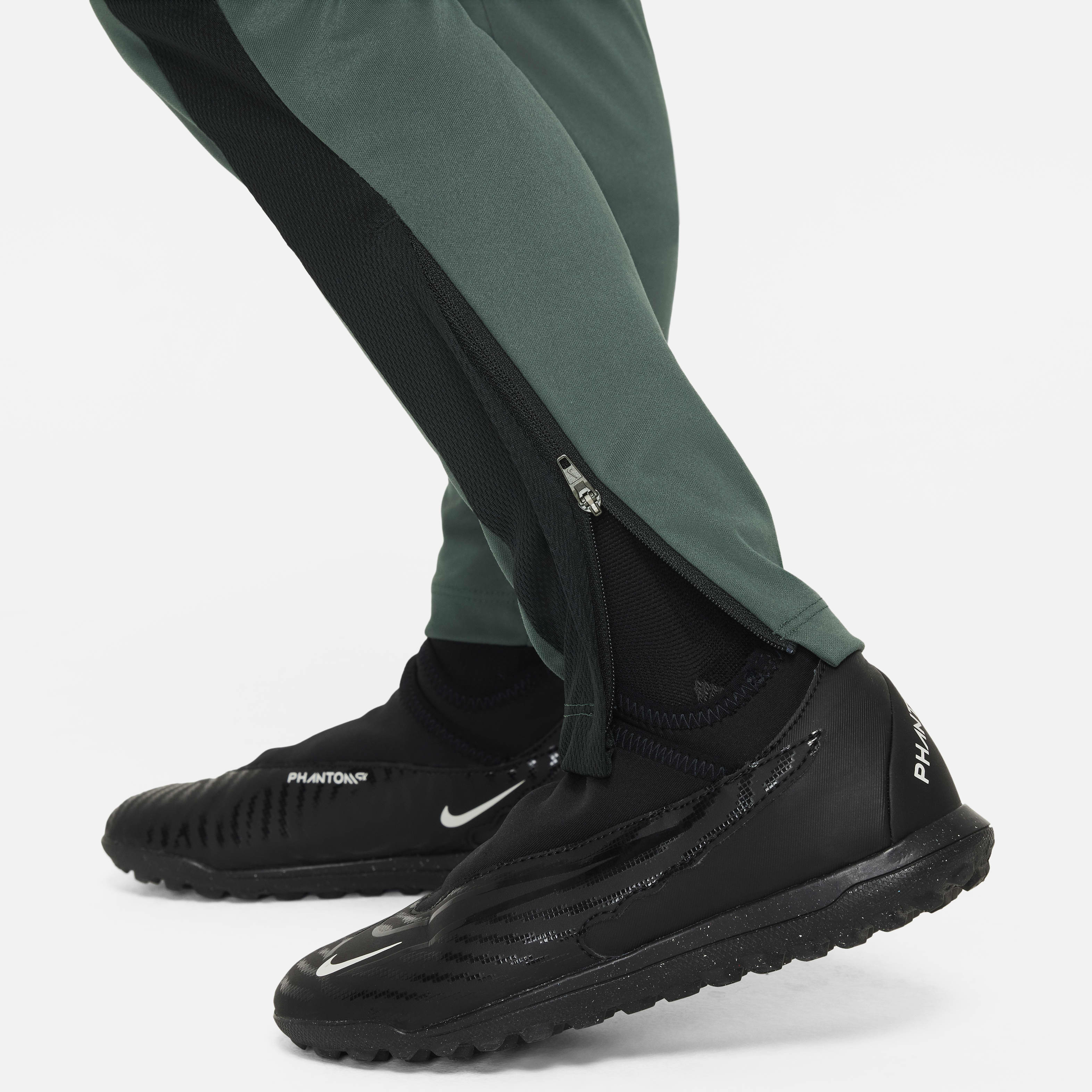 Nike Academy image number 4