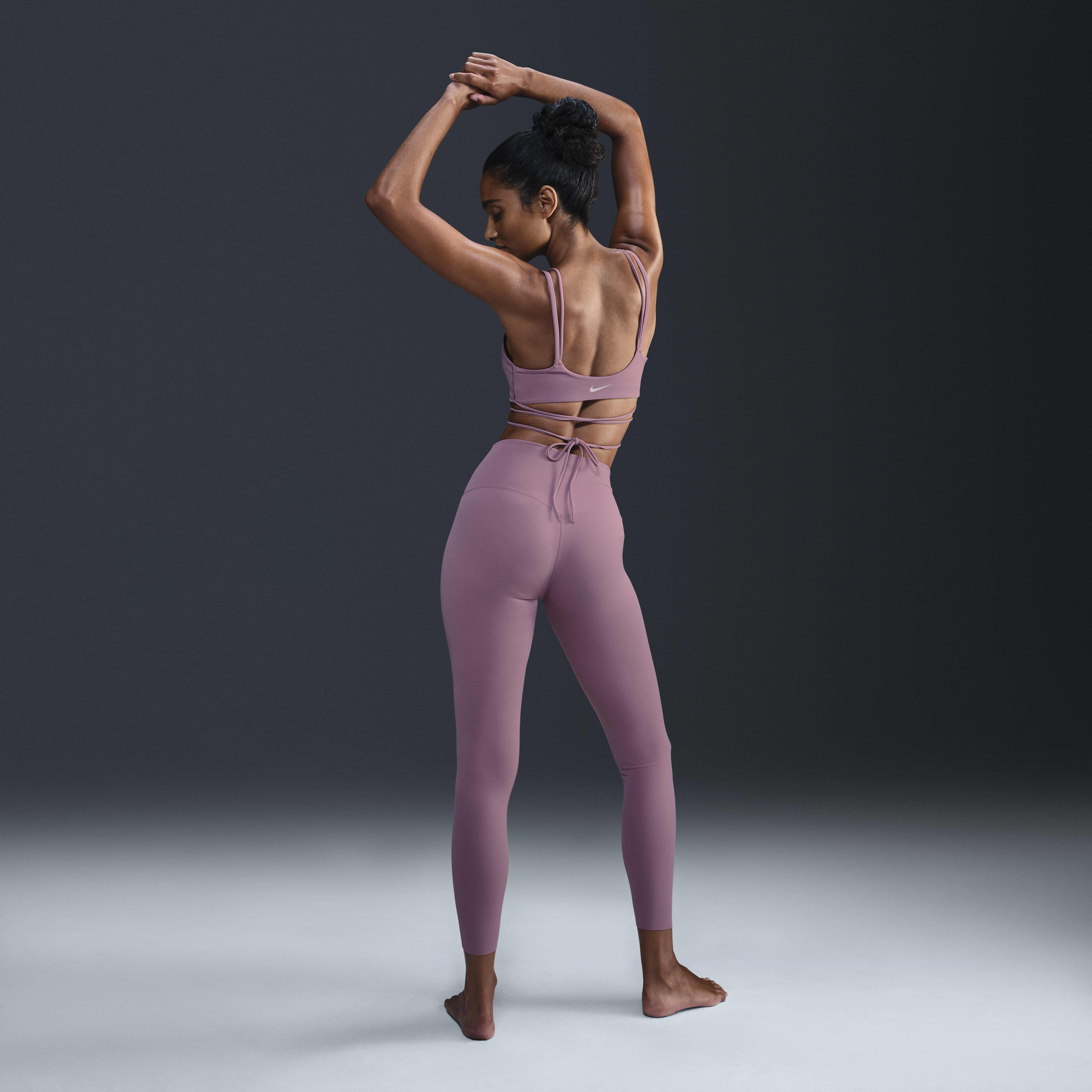 نايكي زينفي سترابي image number 4