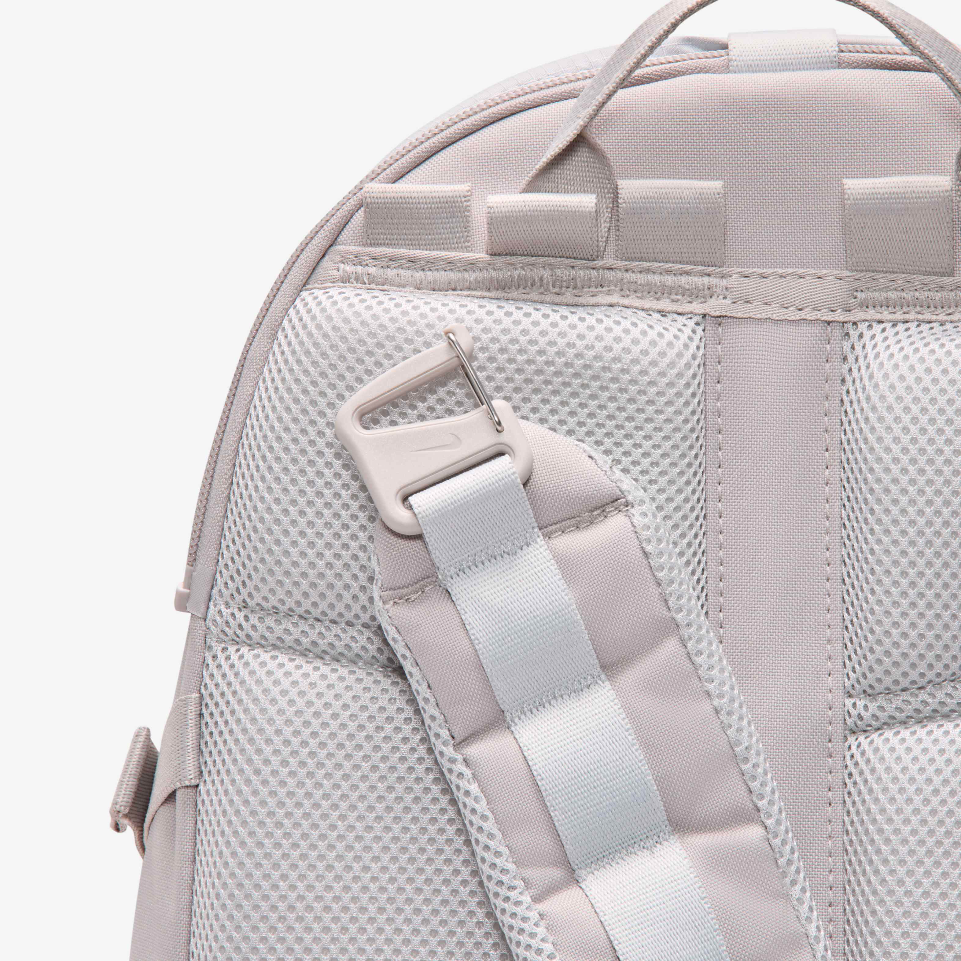 Nike ACG 'DAYMAX' image number 12