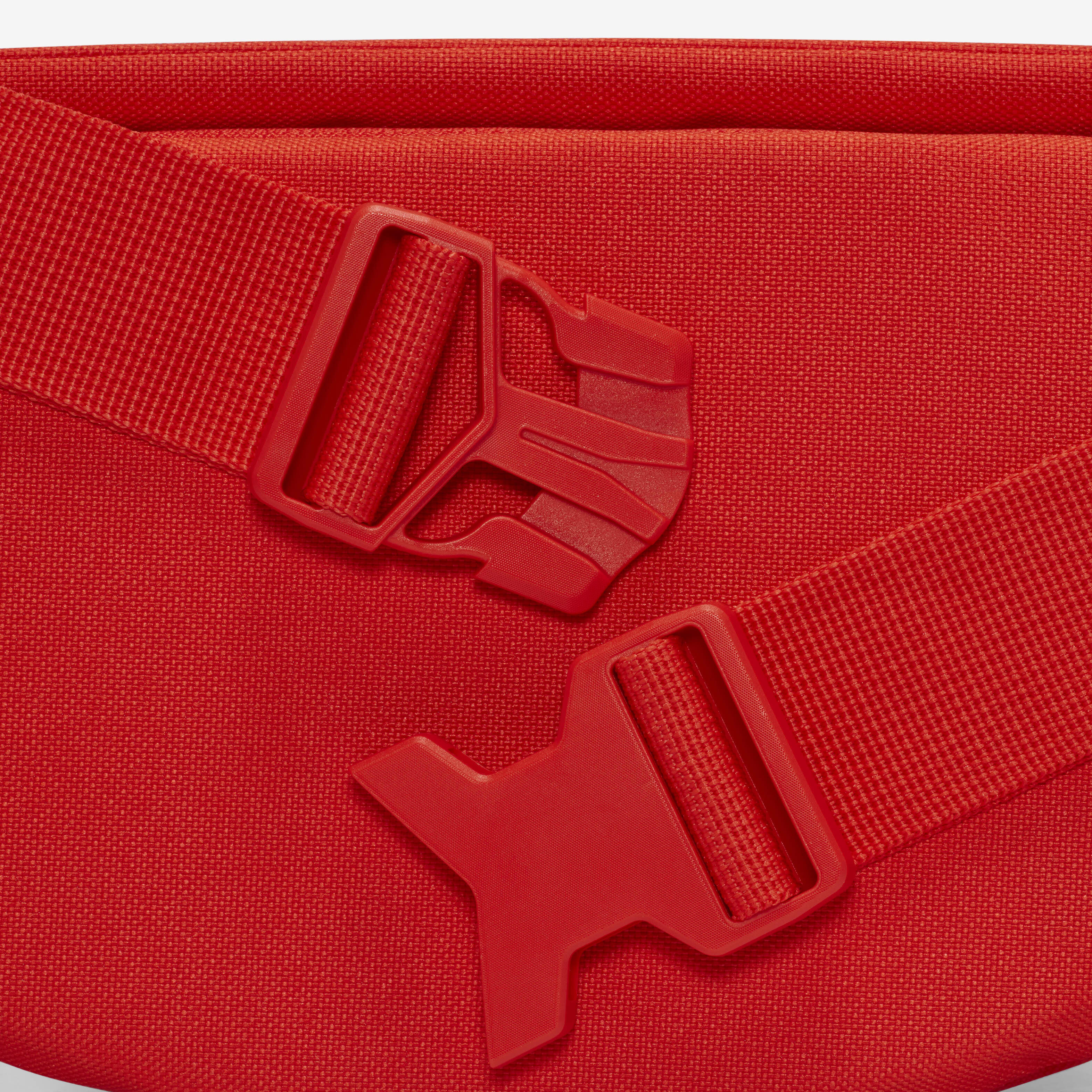 نايكي هيرتج image number 6