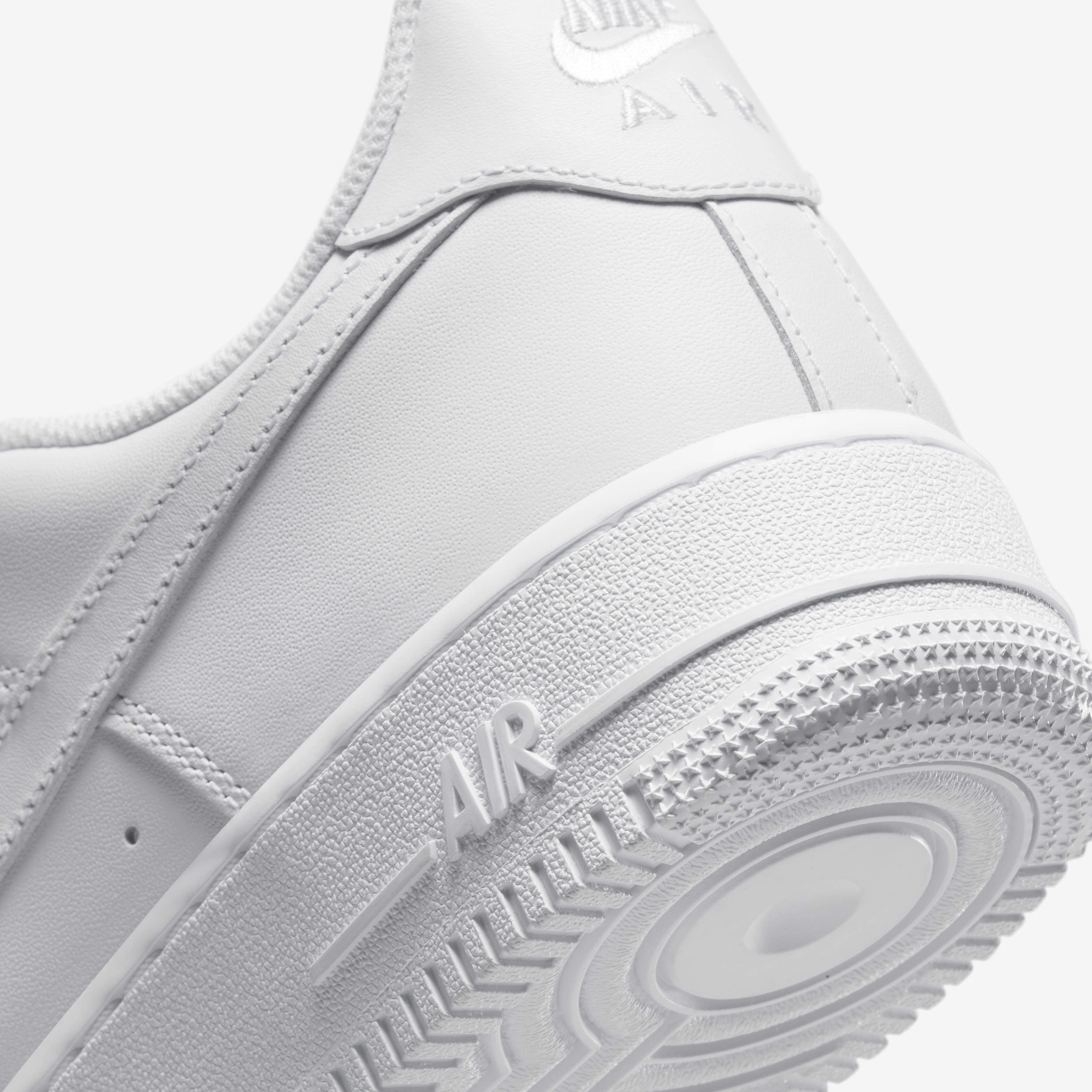 Buy Nike Air Force 1 07 Men s Shoes Nike UAE Official