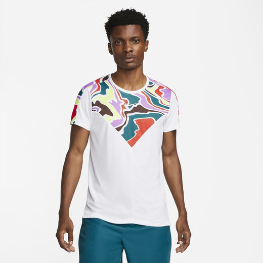 نايكي-كورت دراي-فِت سلام