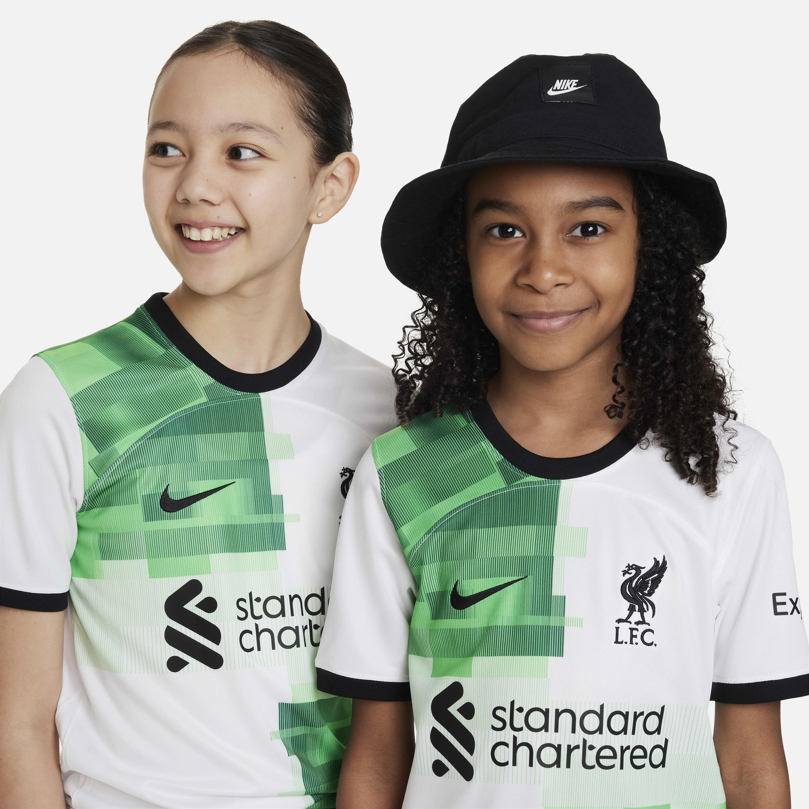 Liverpool F.C. 2023/24 Stadium Away image number 2