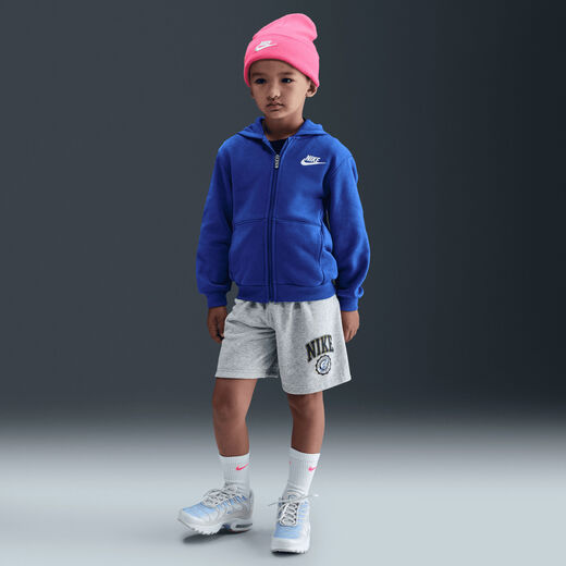 نايكي سبورتسوير