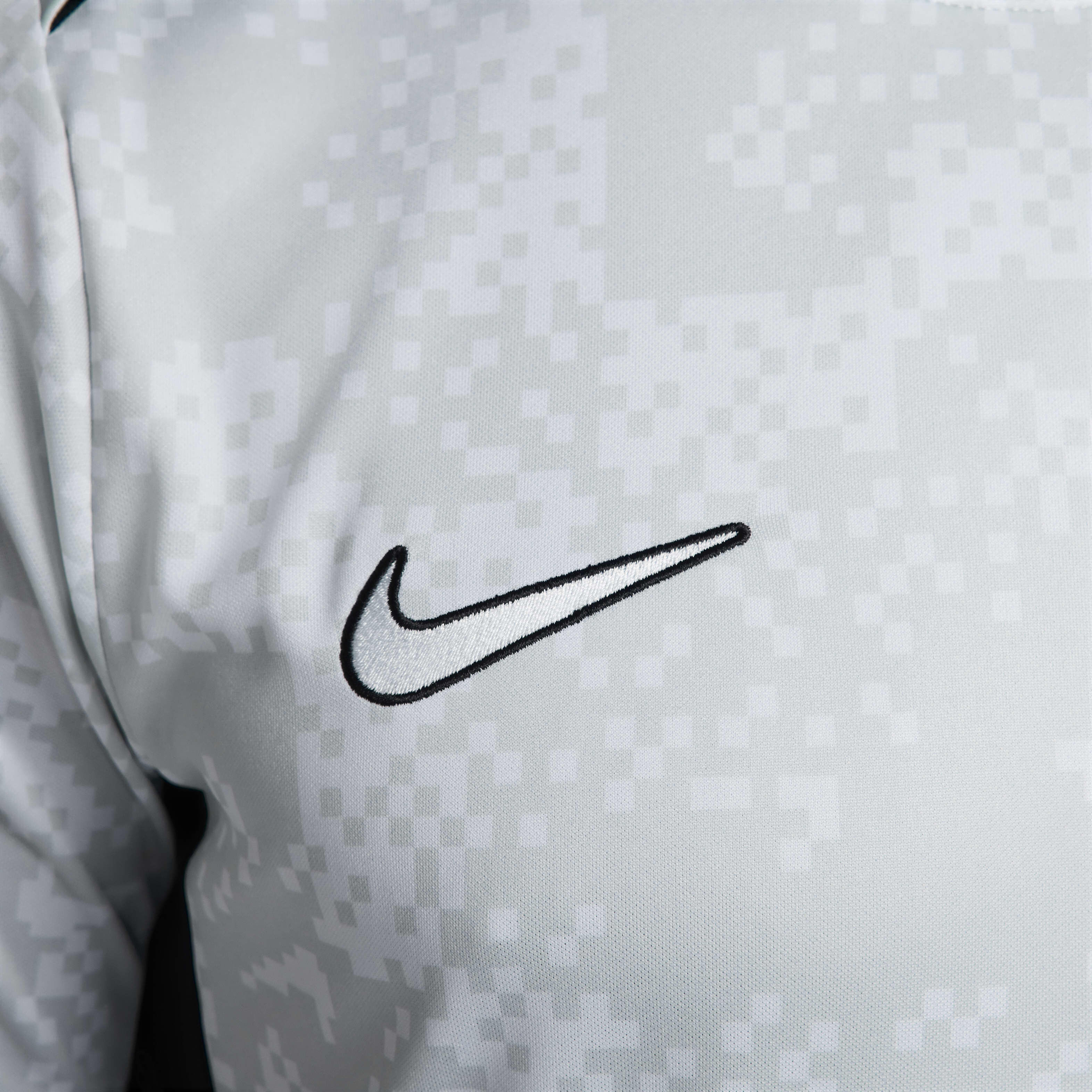 Nike Academy Pro image number 3
