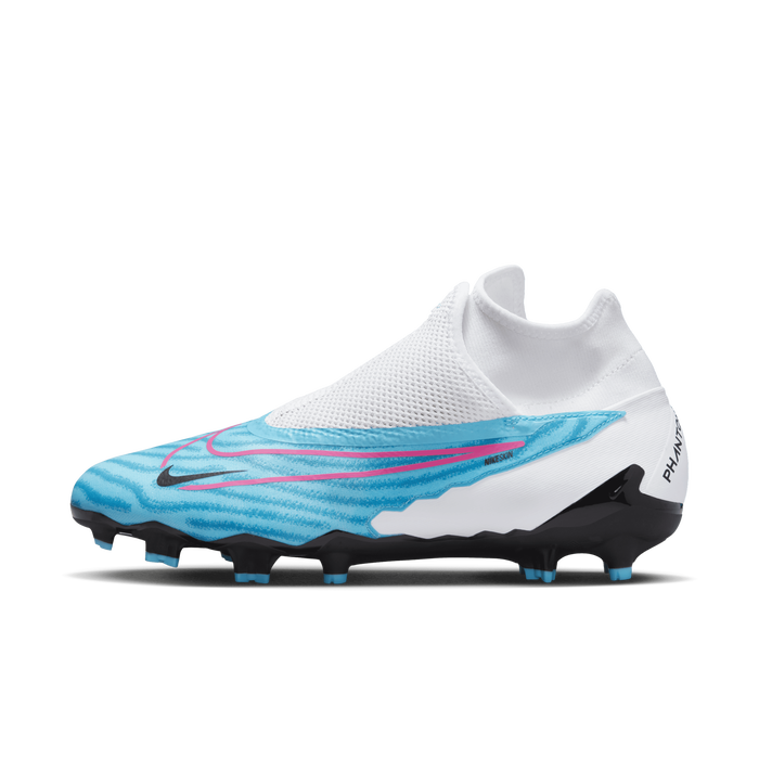 Nike football online boots white