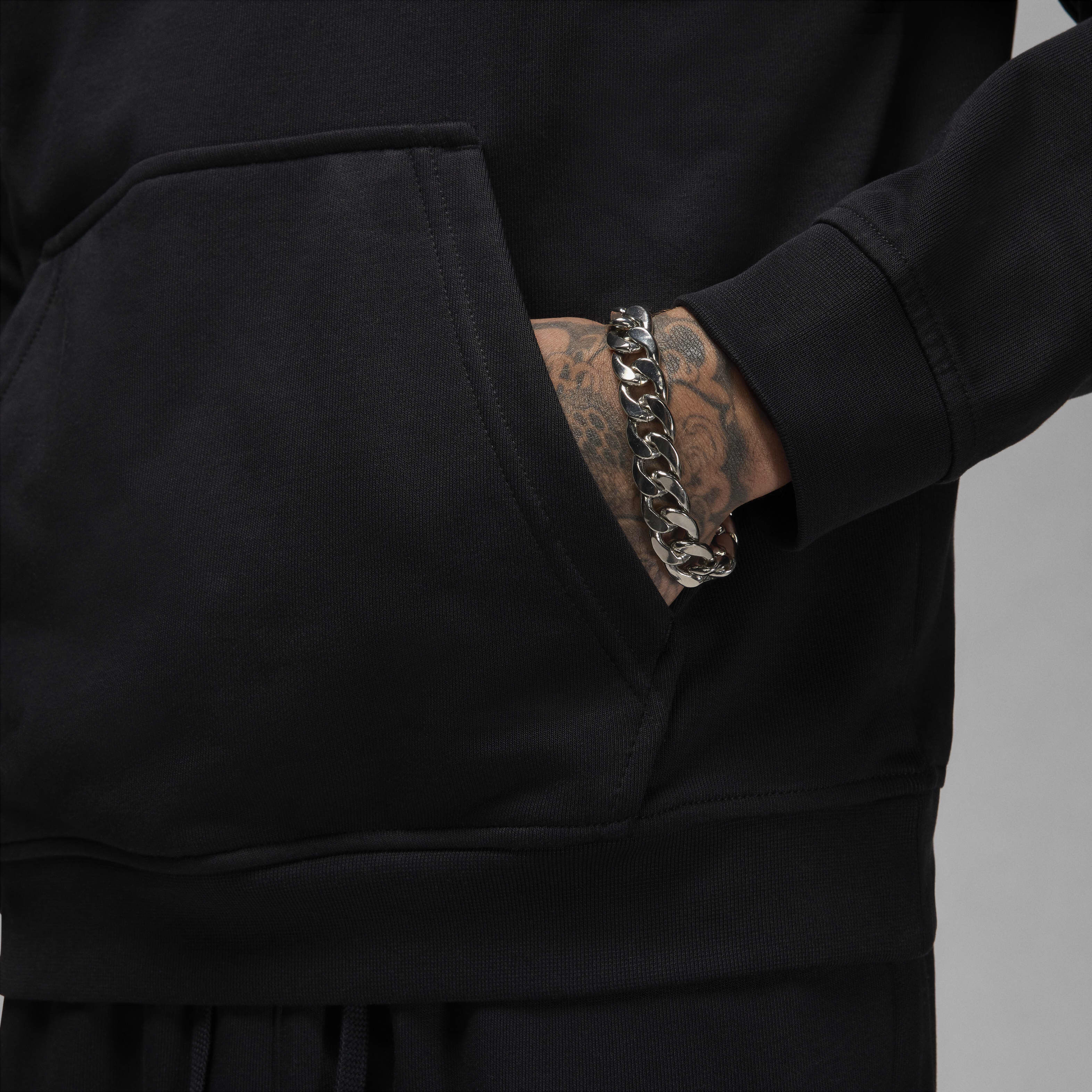 Jordan Sport Crossover image number 3