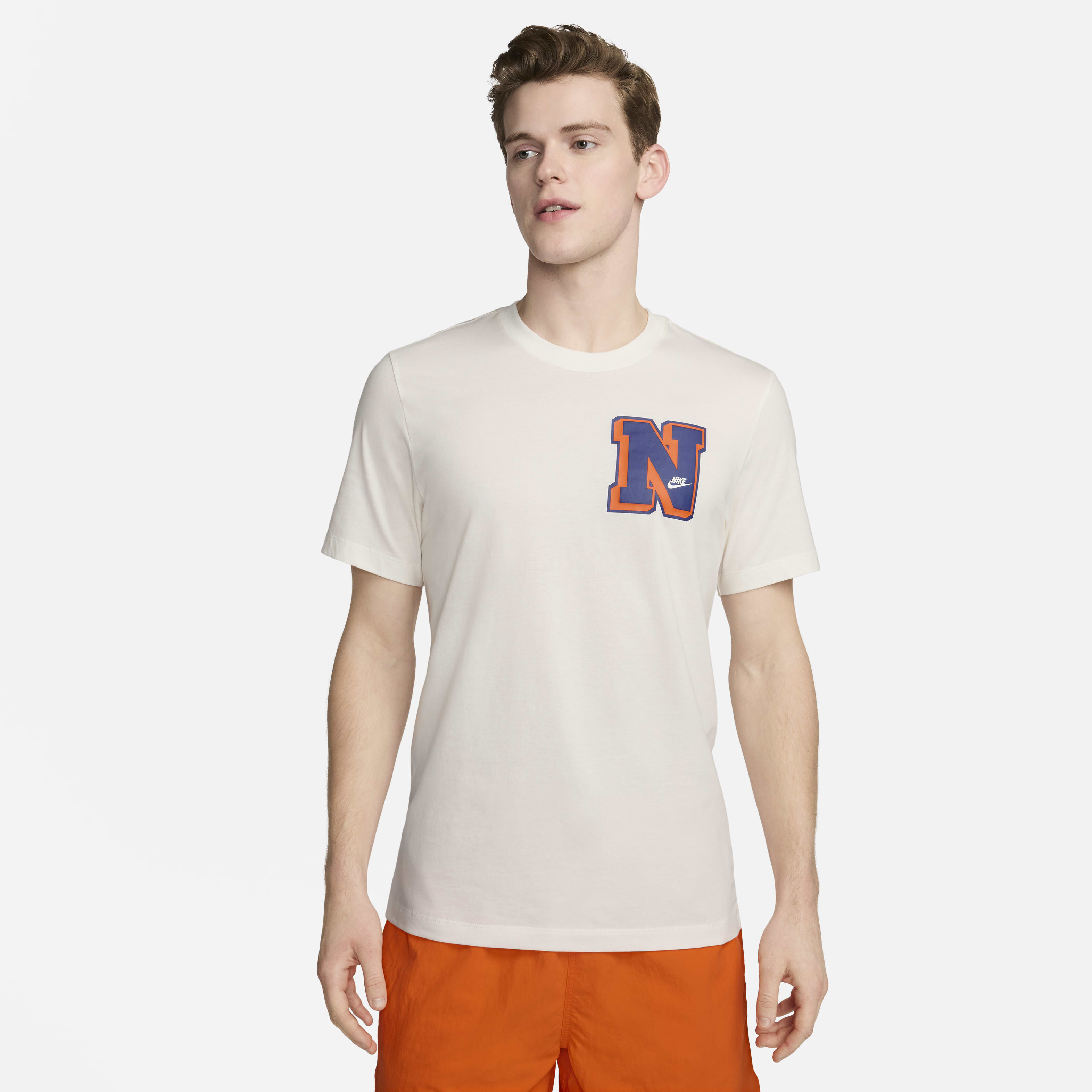 Nike Sportswear image number 0