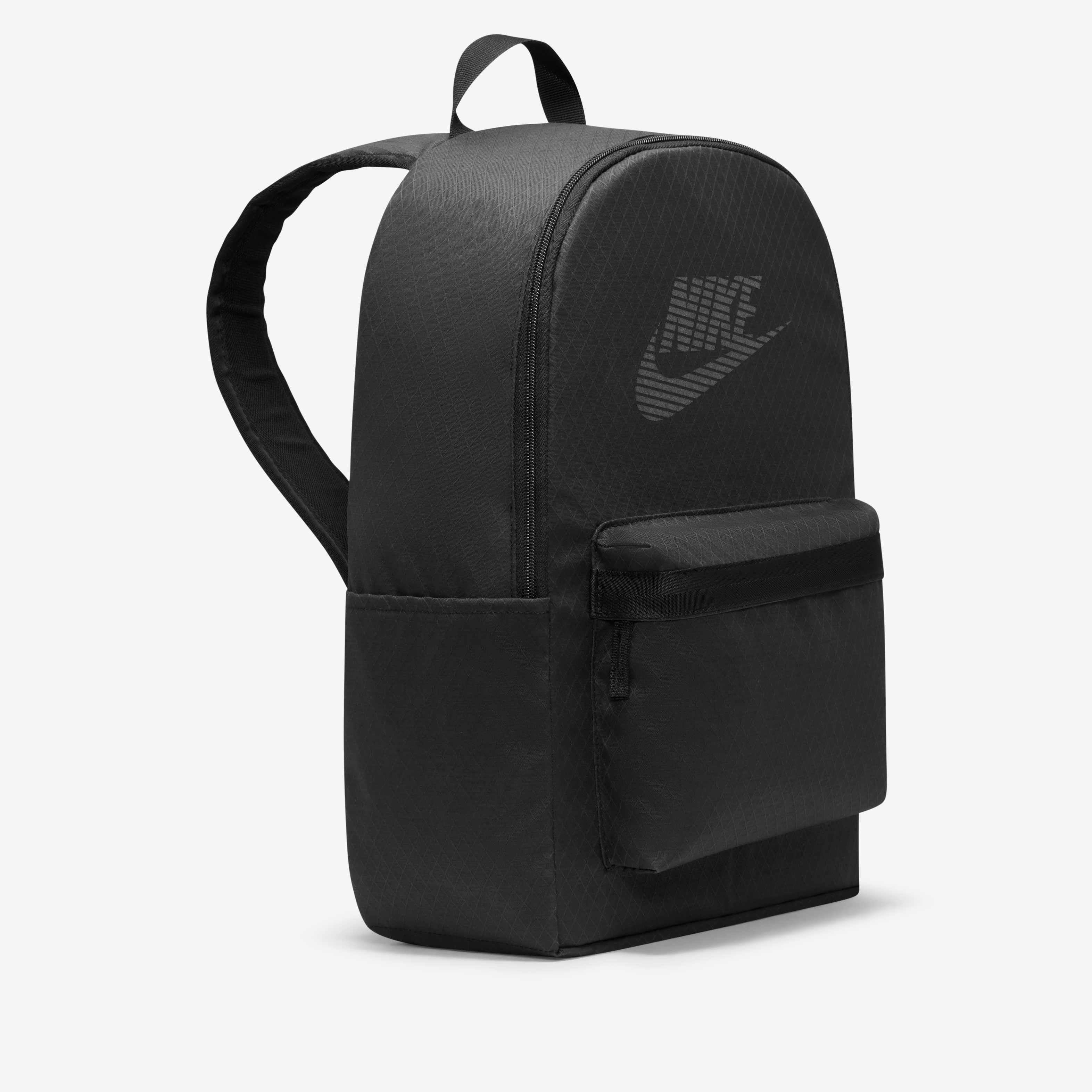 Nike Heritage image number 2