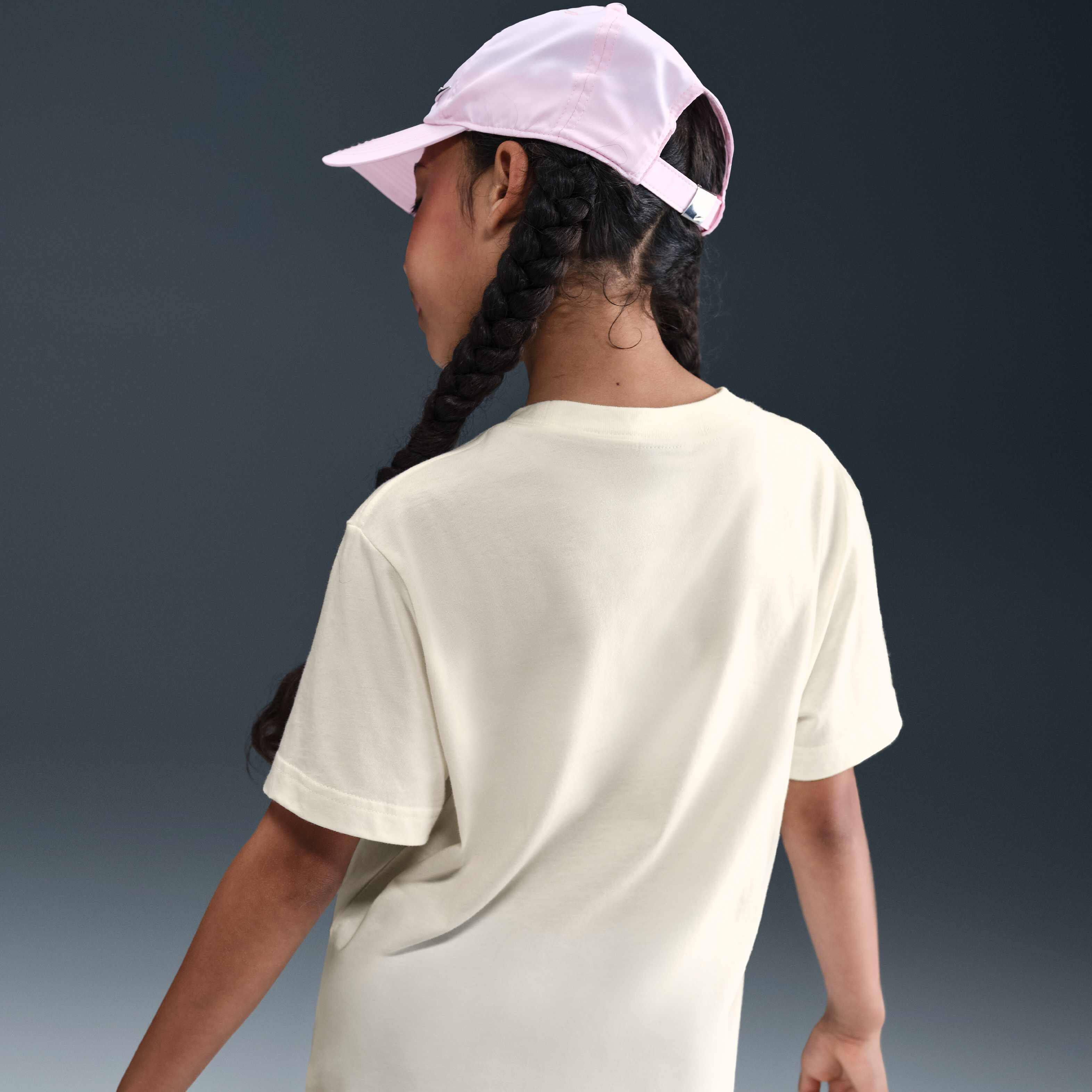 نايكي سبورتسوير image number 1