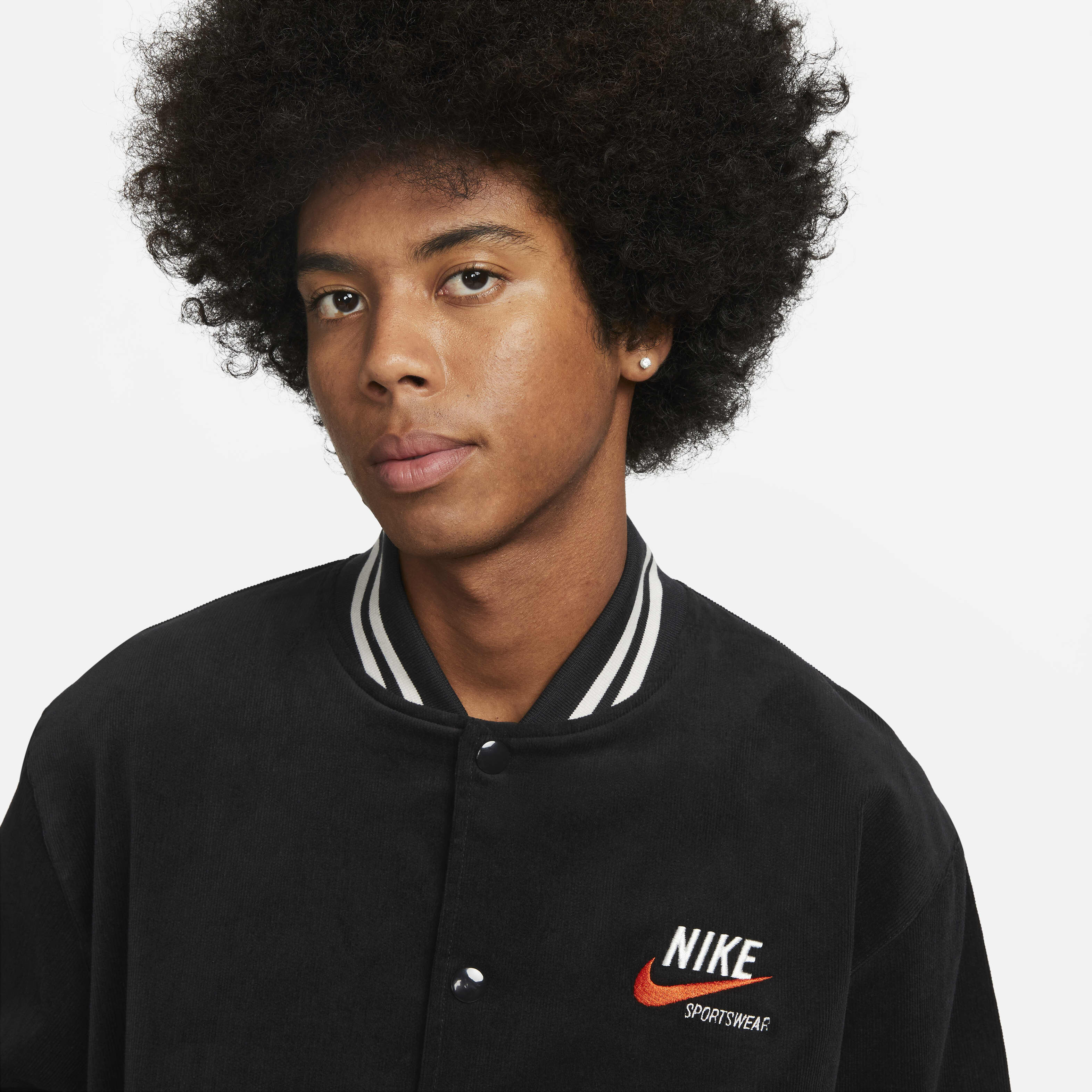 Nike Sportswear Trend image number 2