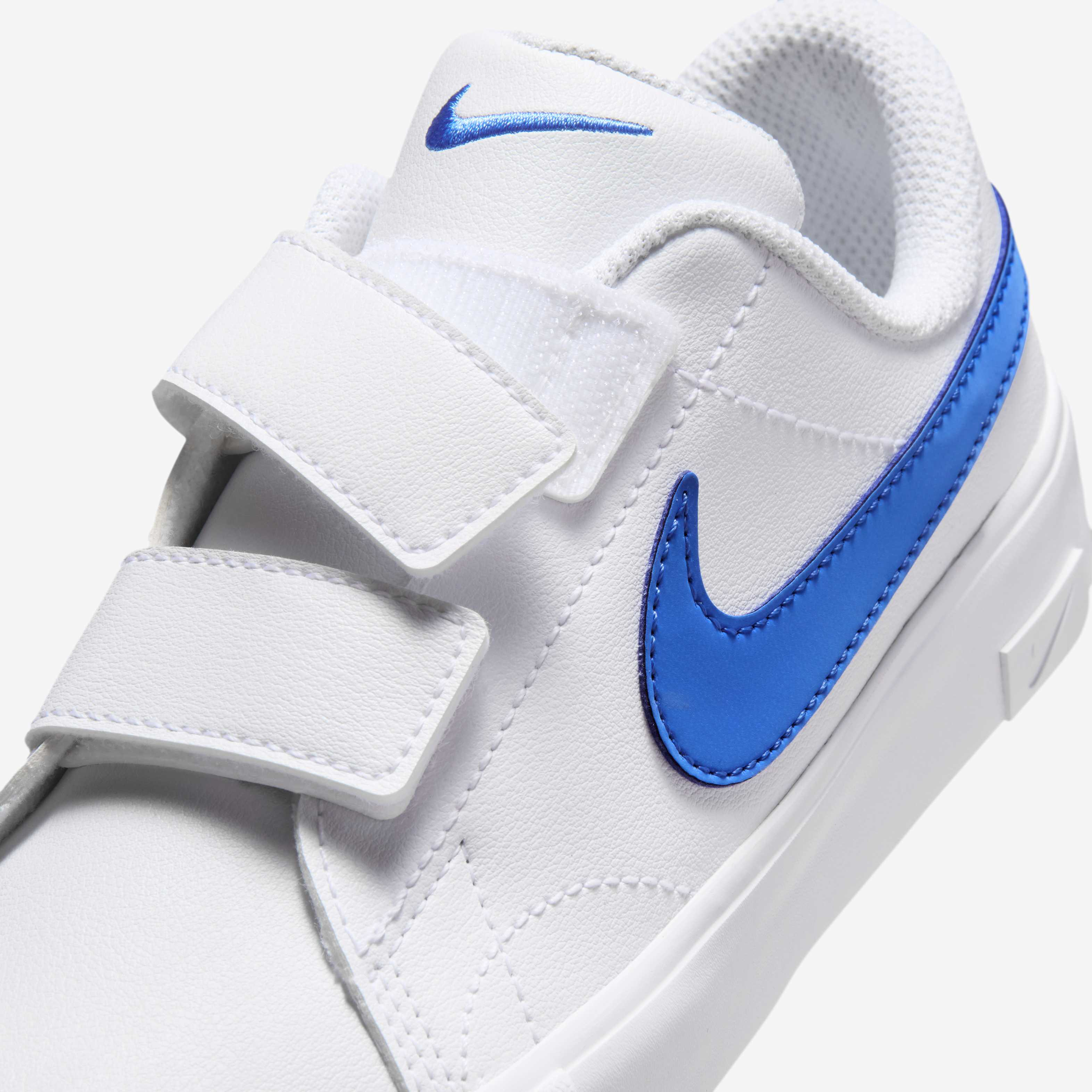 Nike Tennis Essential image number 16