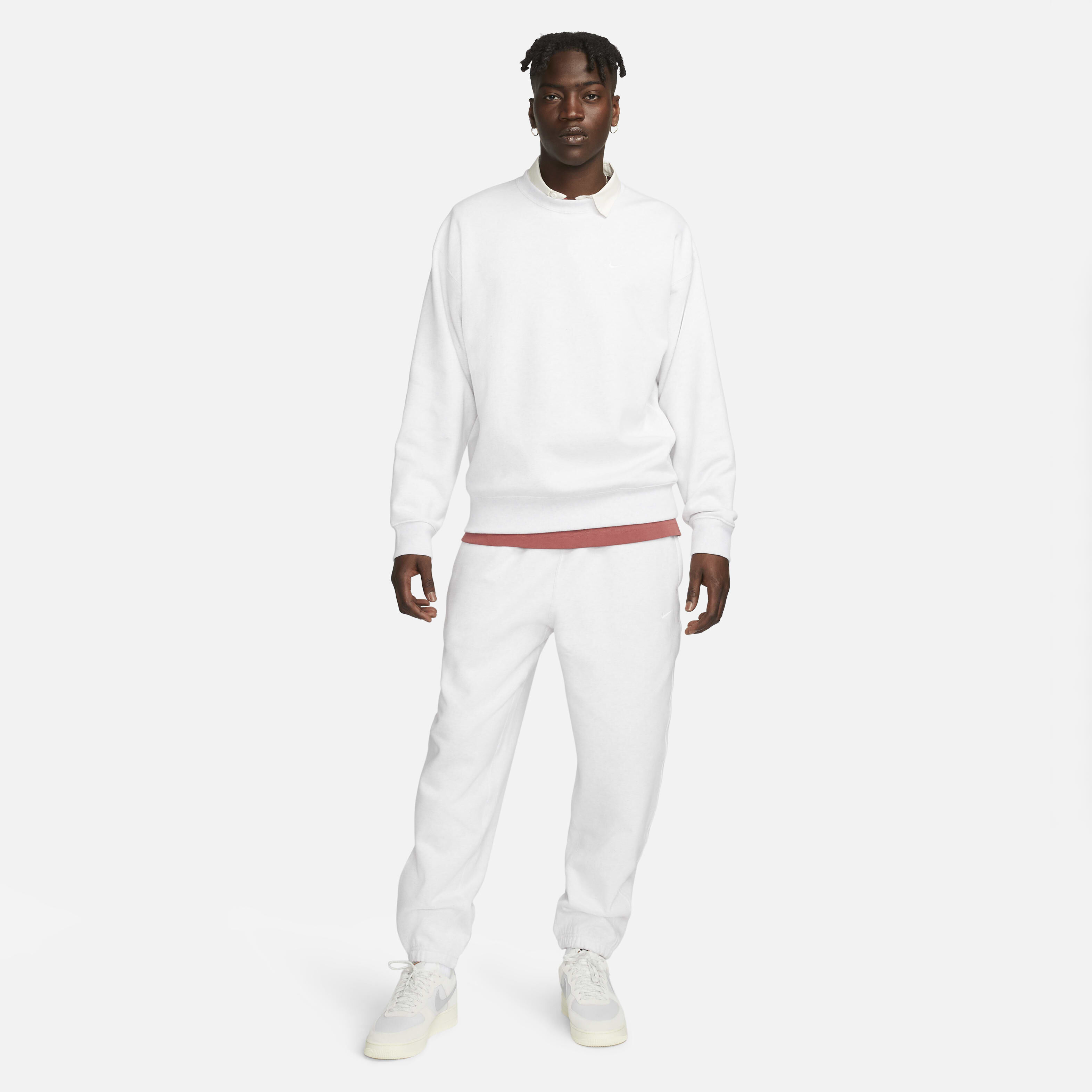 Nike Solo Swoosh image number 5