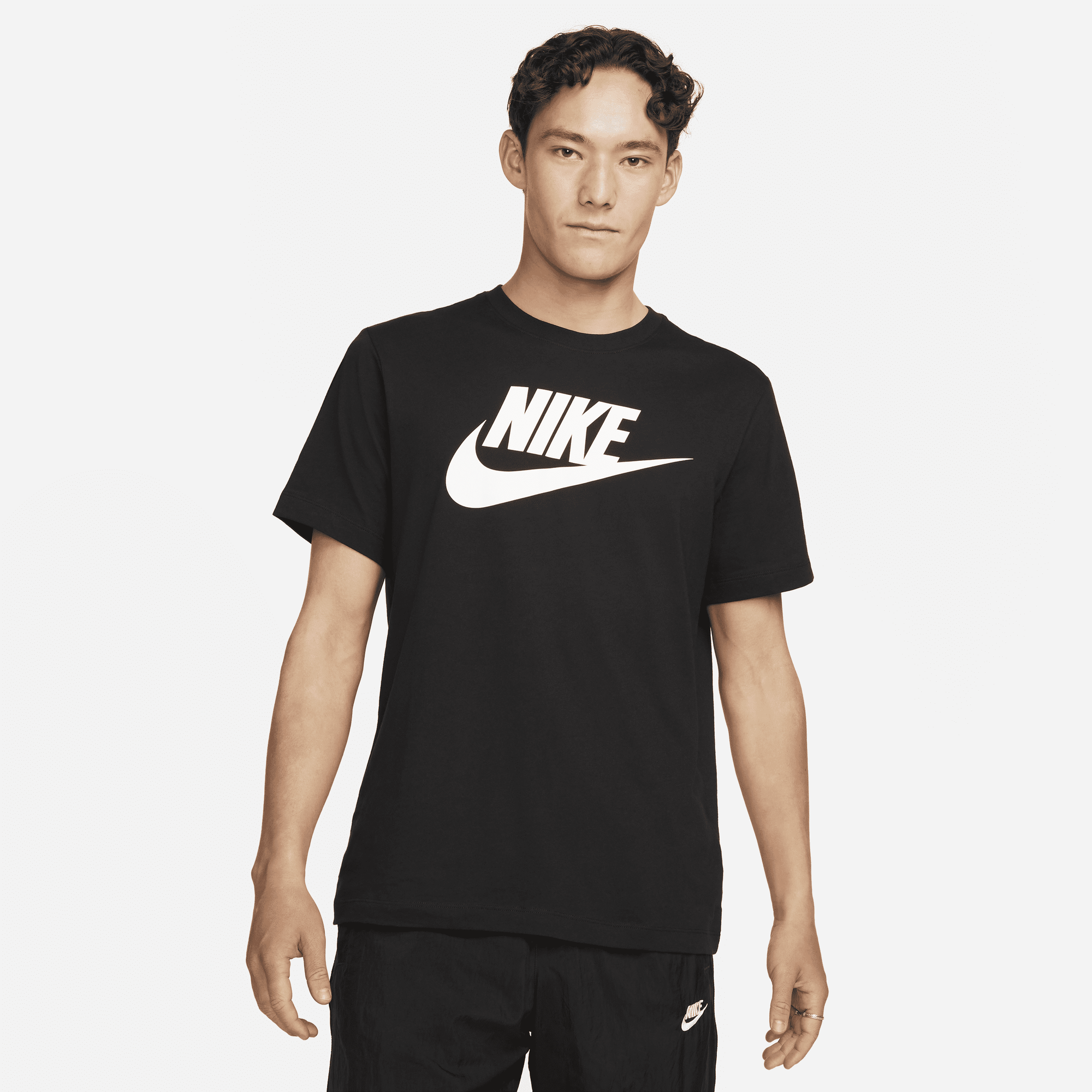 Nike tee hot sale shirts for men