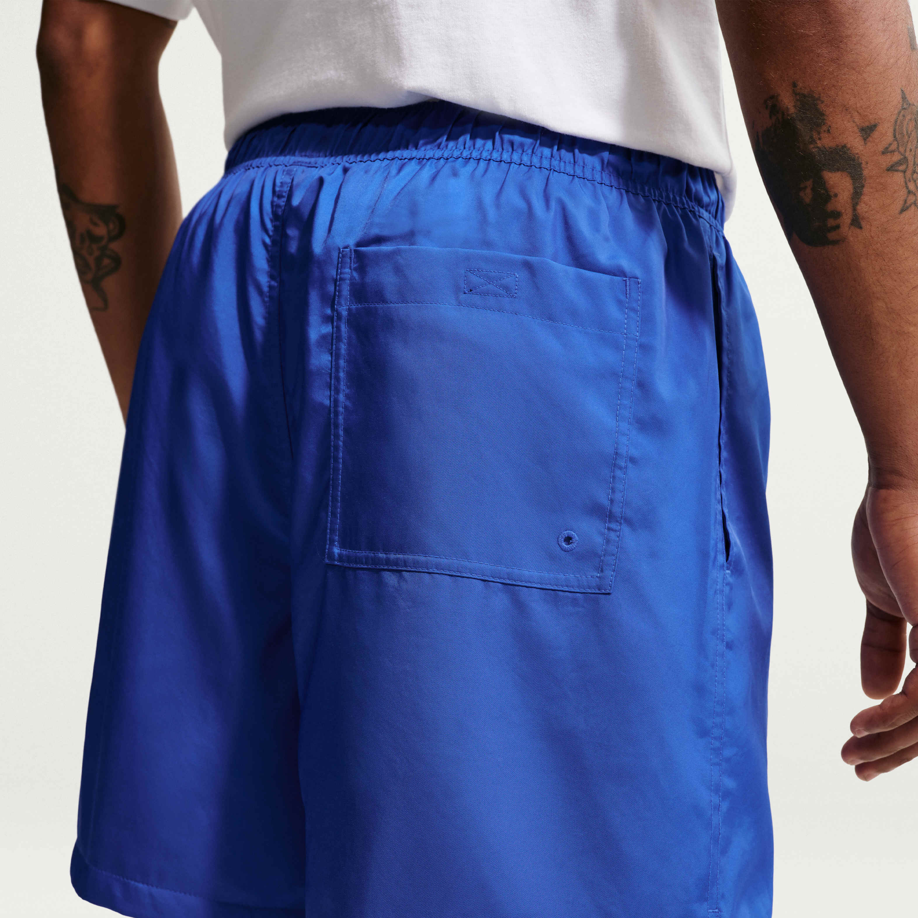 نايكي كلوب image number 2