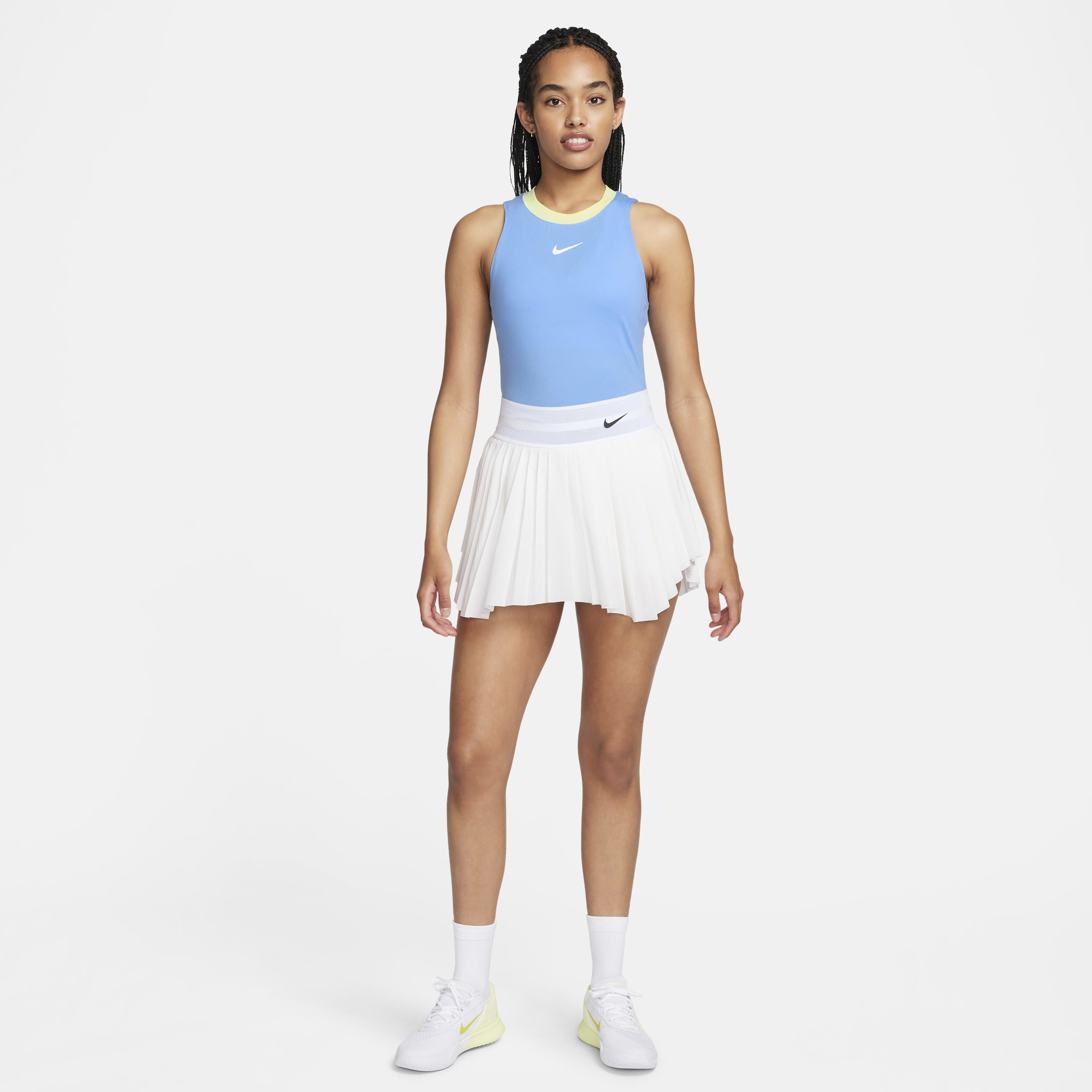 NikeCourt Advantage image number 4