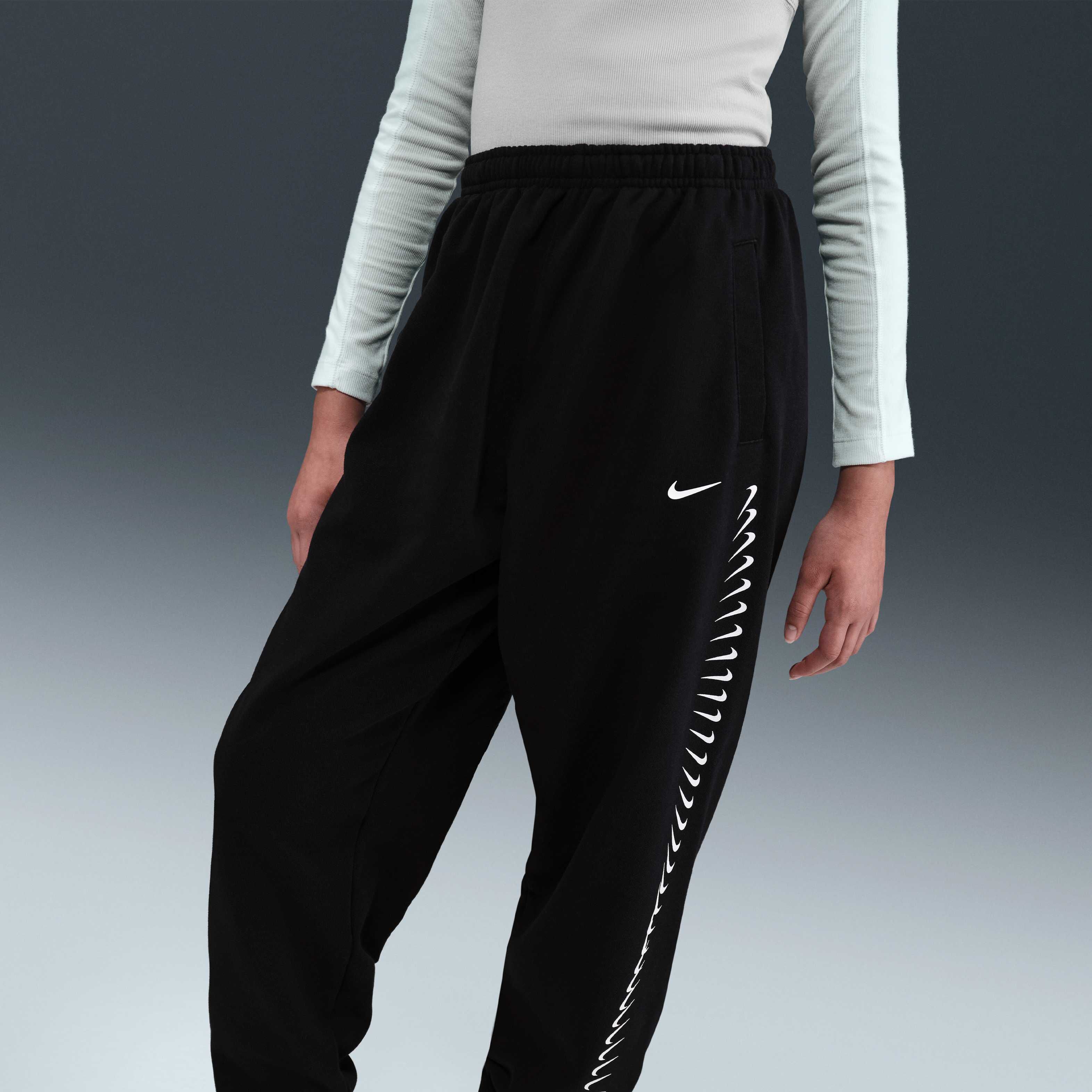 Nike Sportswear image number 1