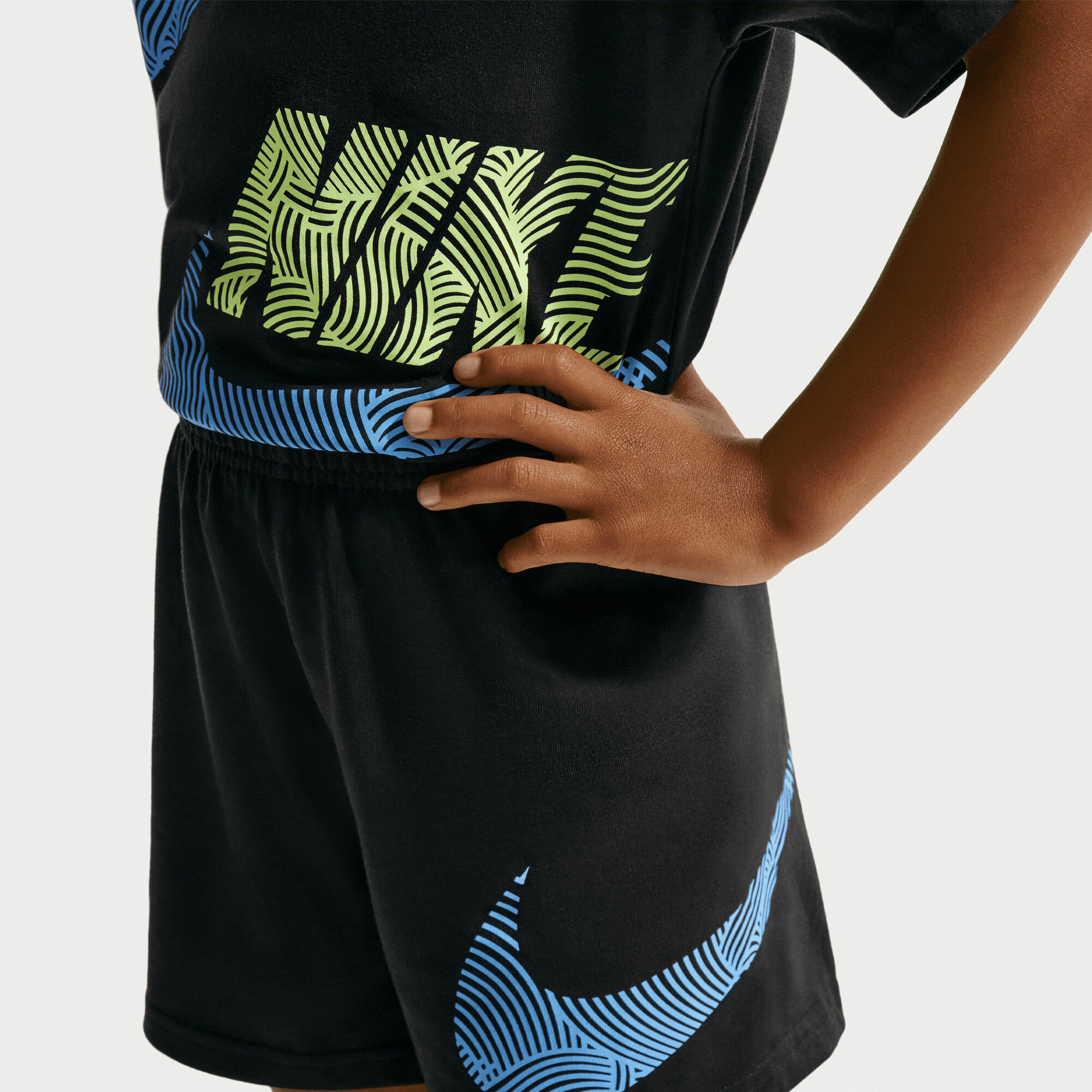 Nike Sportswear In The Zone image number 4
