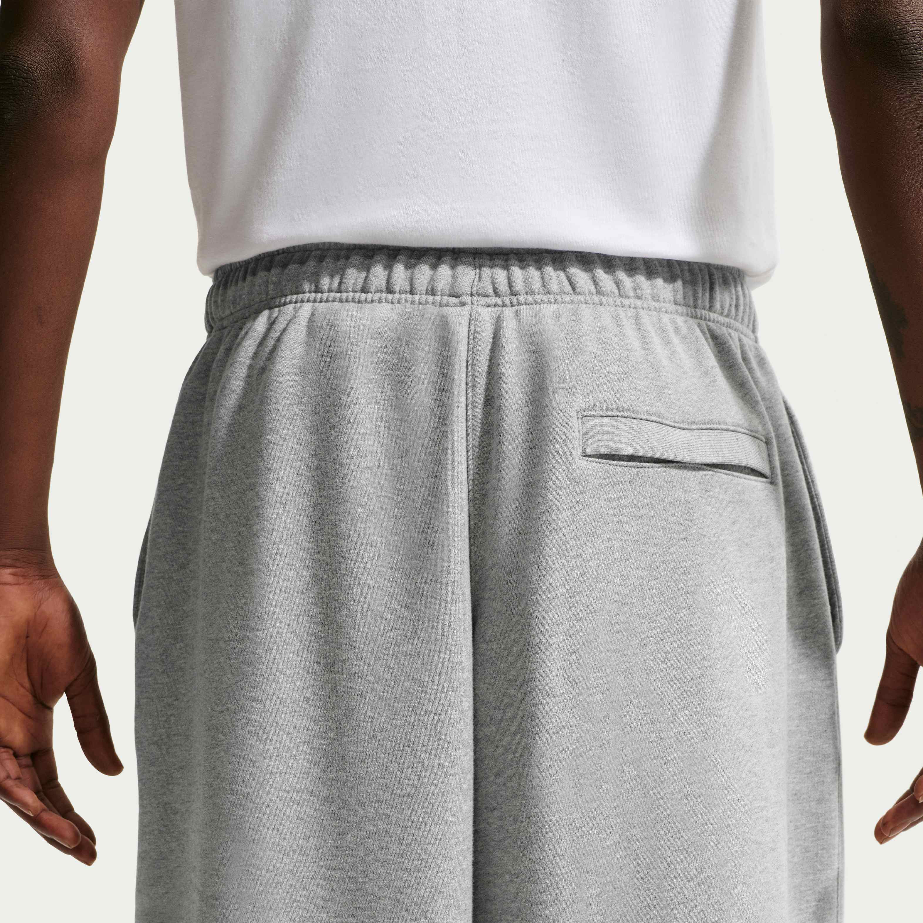 Nike Sportswear Club image number 2