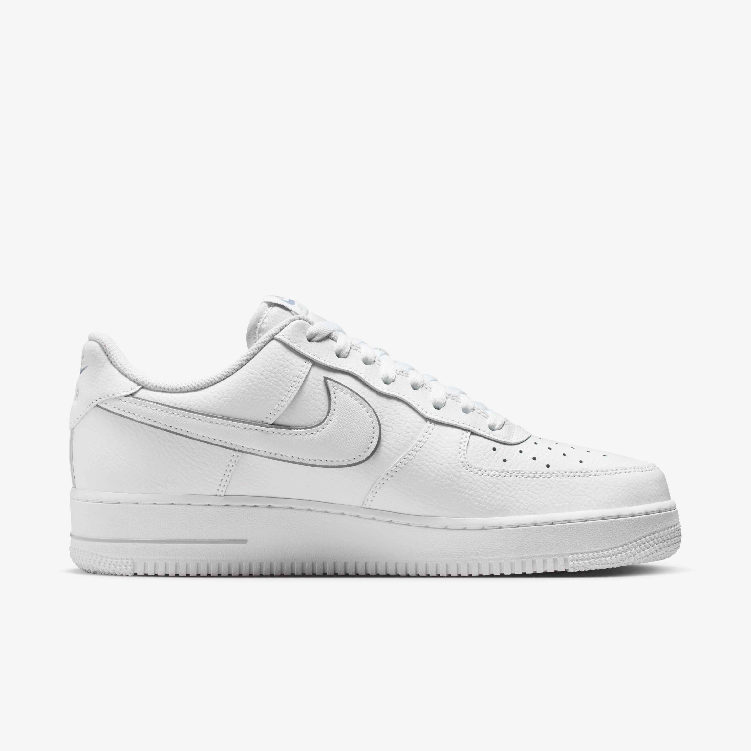 Nike Air Force 1 '07 LV8 image number 2