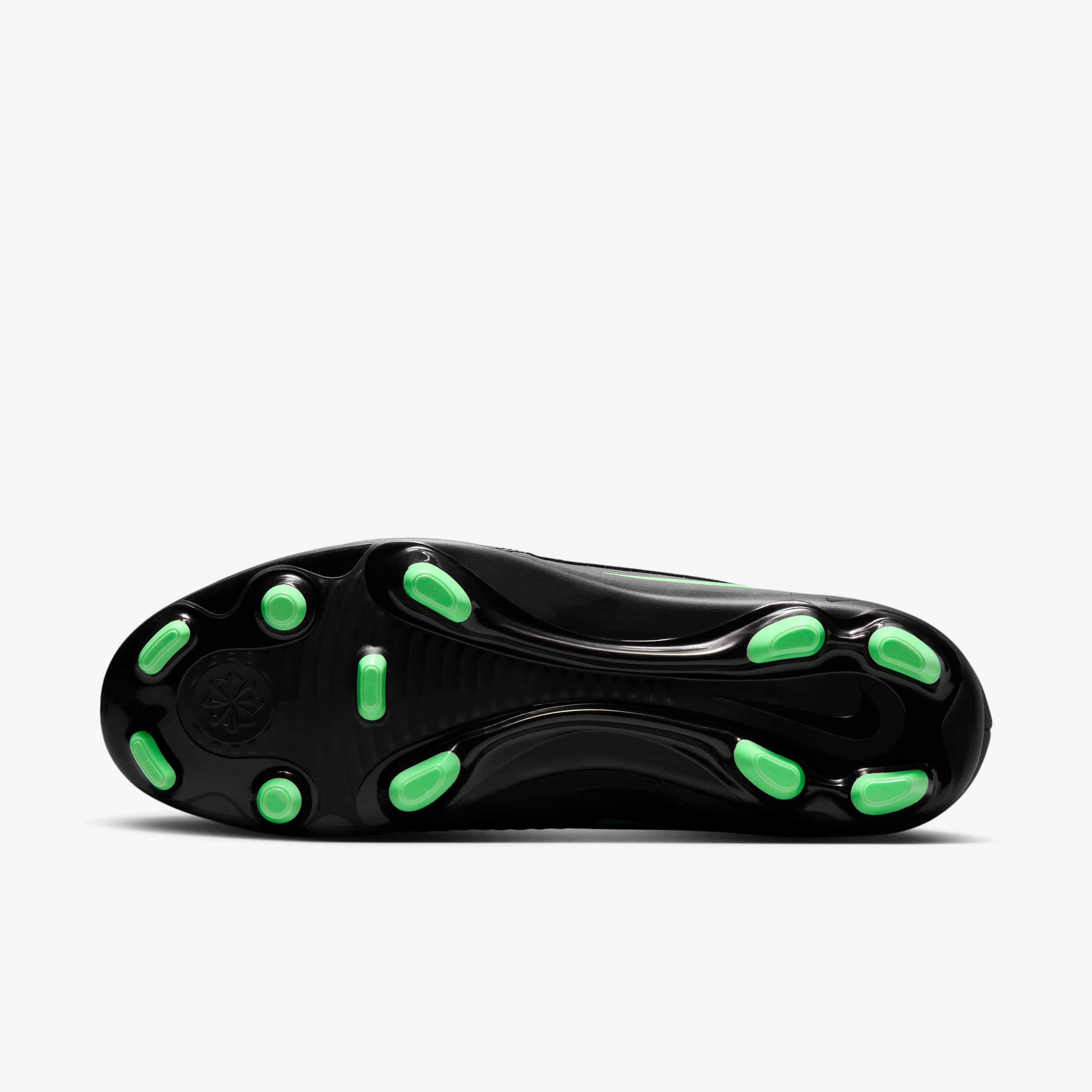 Nike Phantom 6 Low Club image number 1