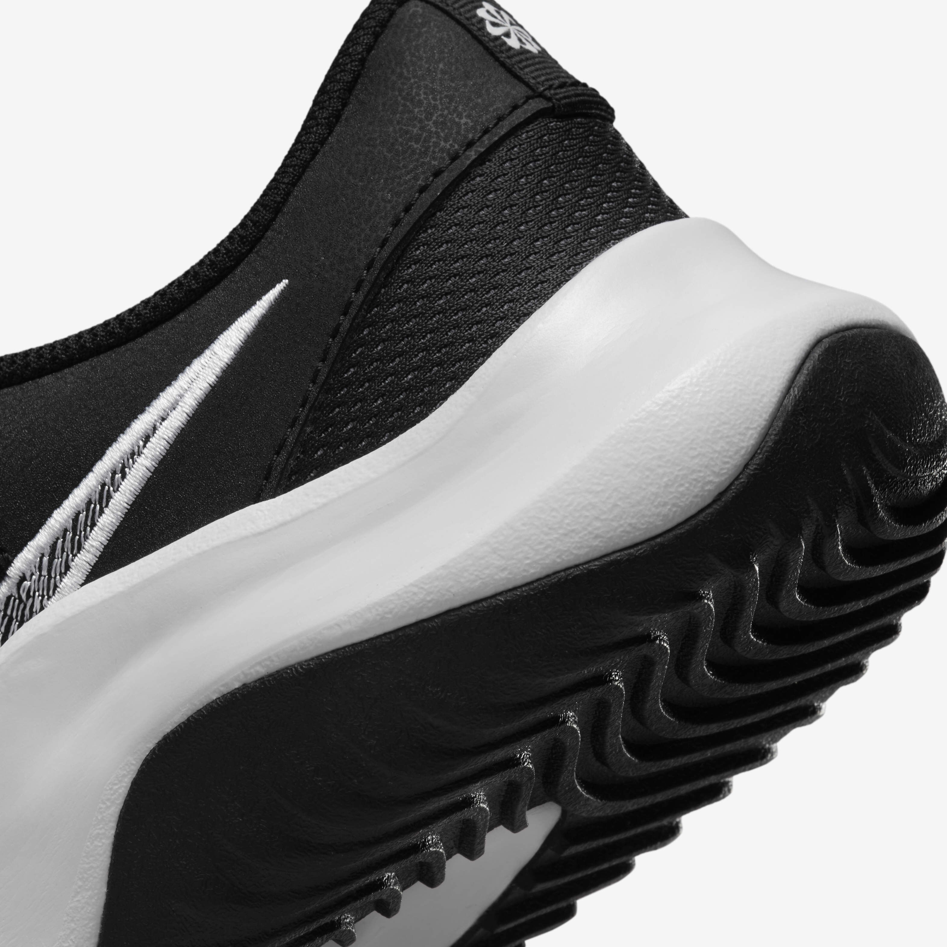 Nike Legend Essential 3 Next Nature