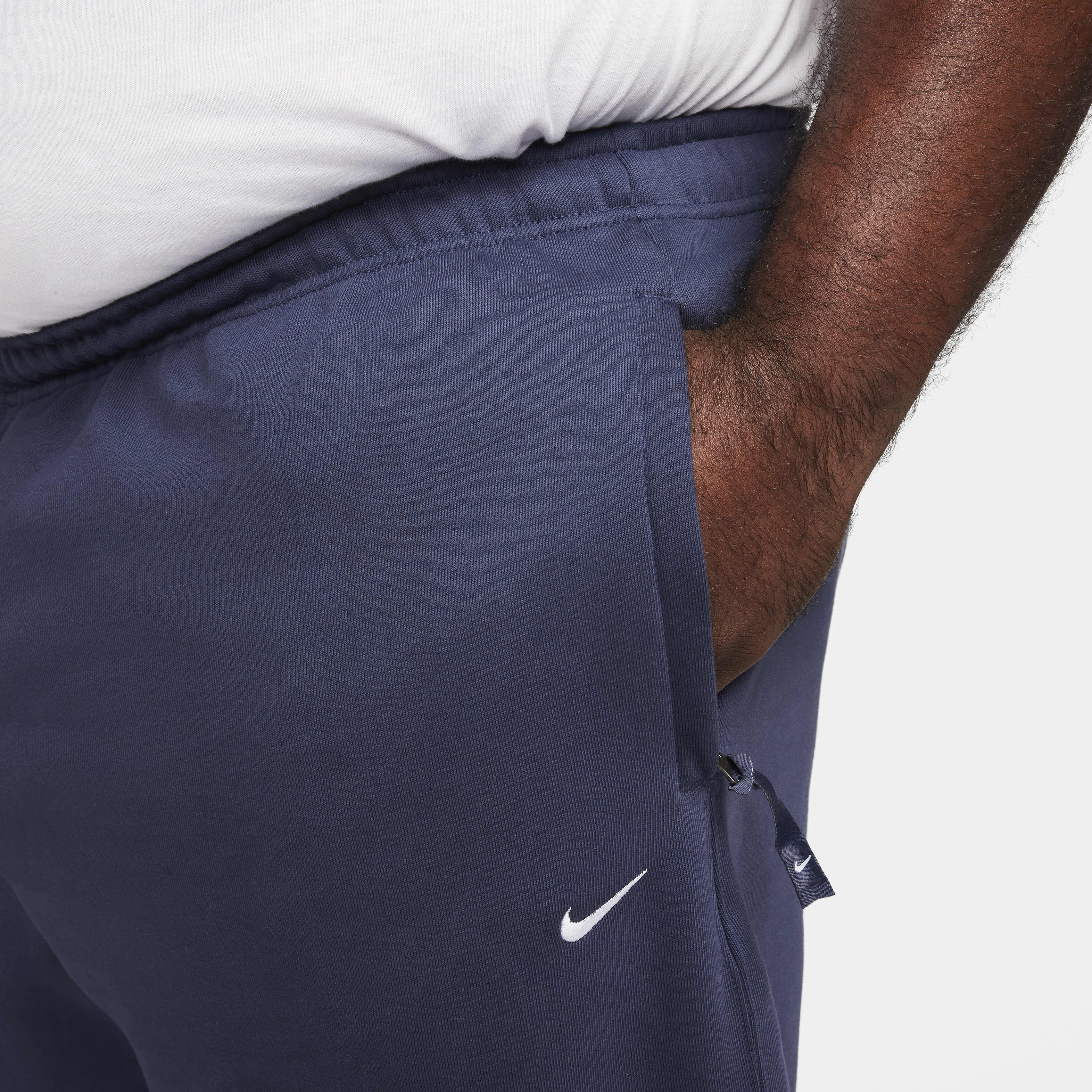 Nike Solo Swoosh image number 9