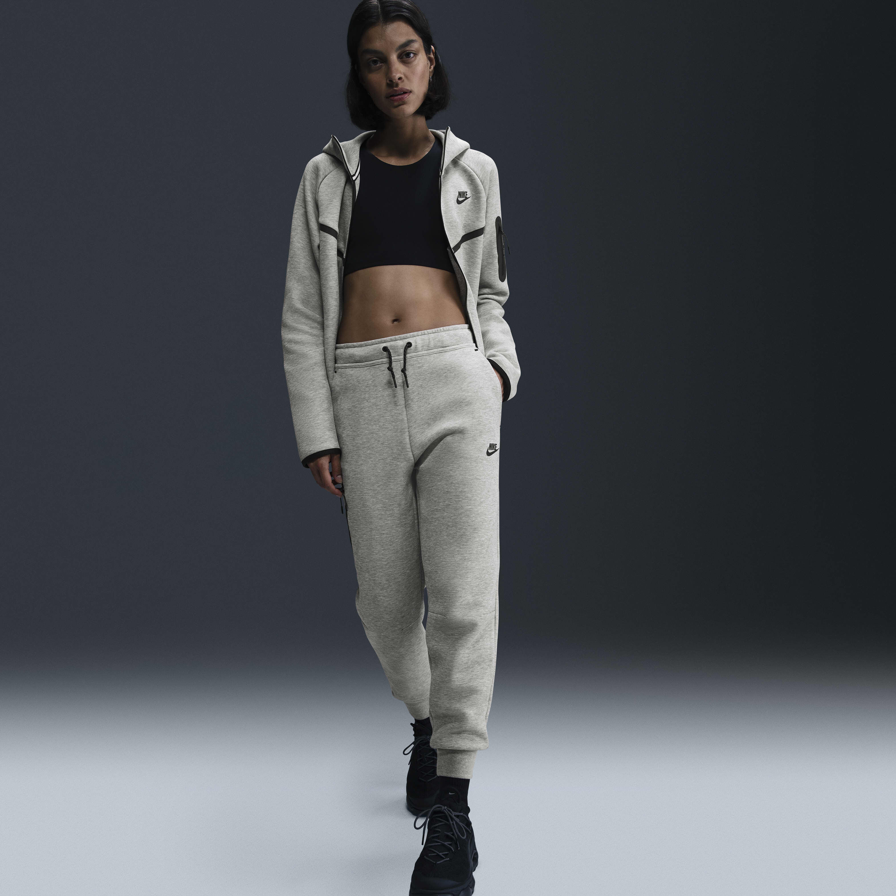 Nike tech fleece joggers grey womens shop