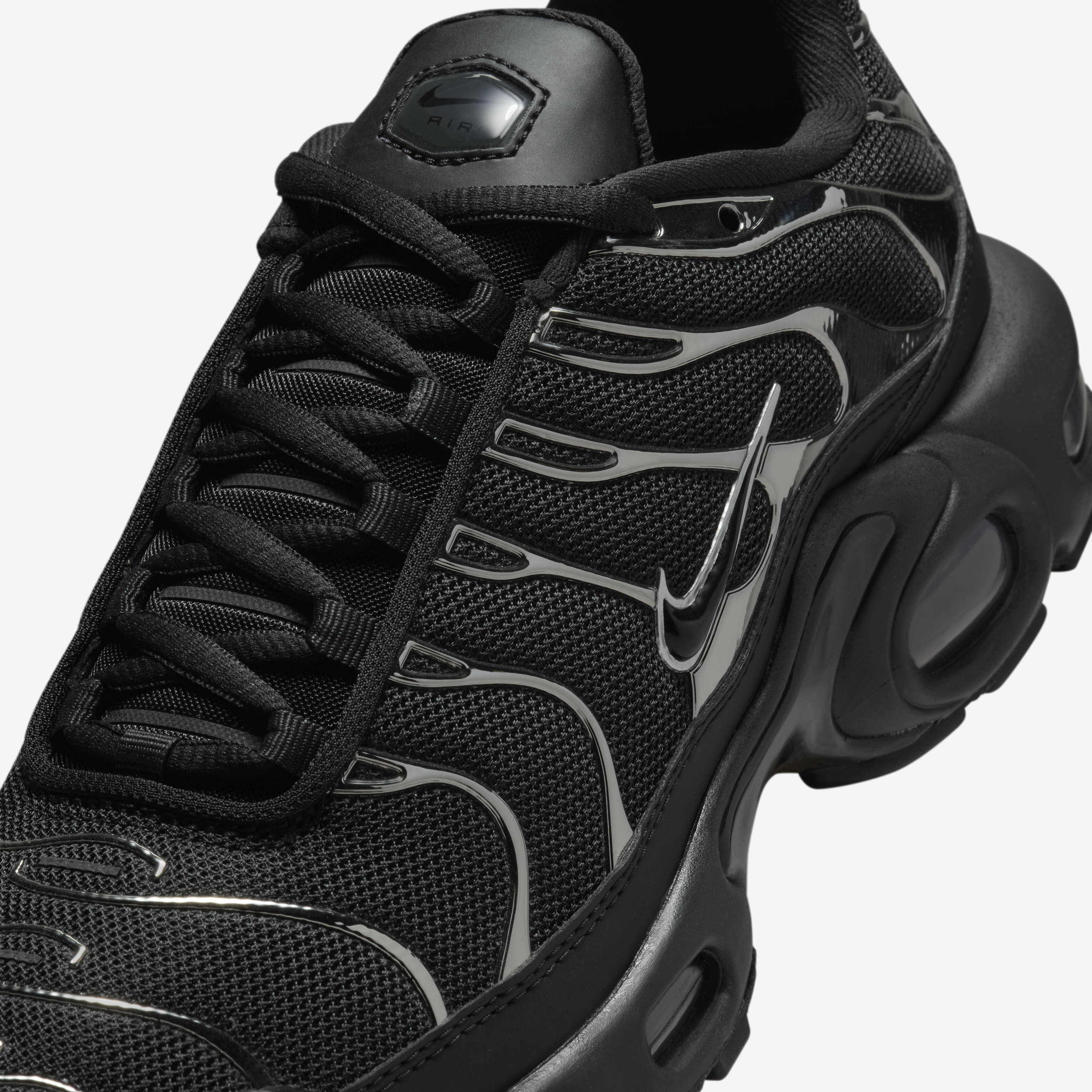 Buy Nike Air Max Plus SE Women's Shoes - Black/Metallic Silver