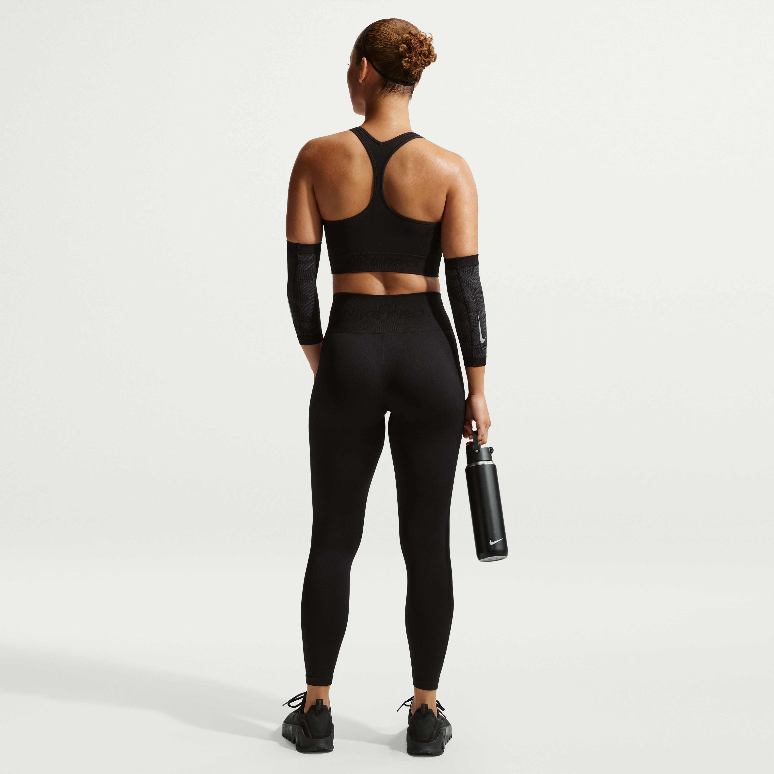 Nike Pro Seamless image number 4