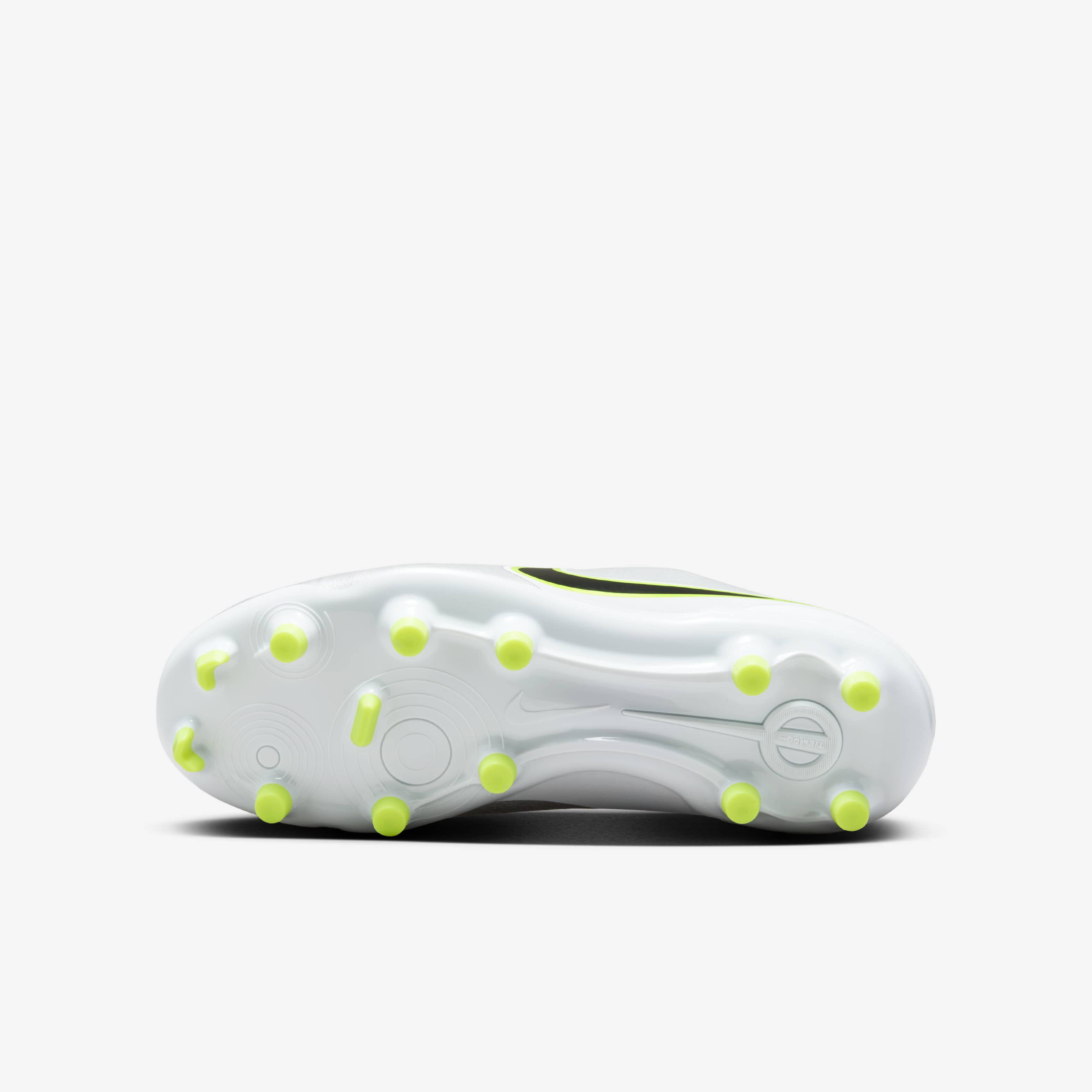 Nike Jr. Tiempo Legend 10 Academy image number 1