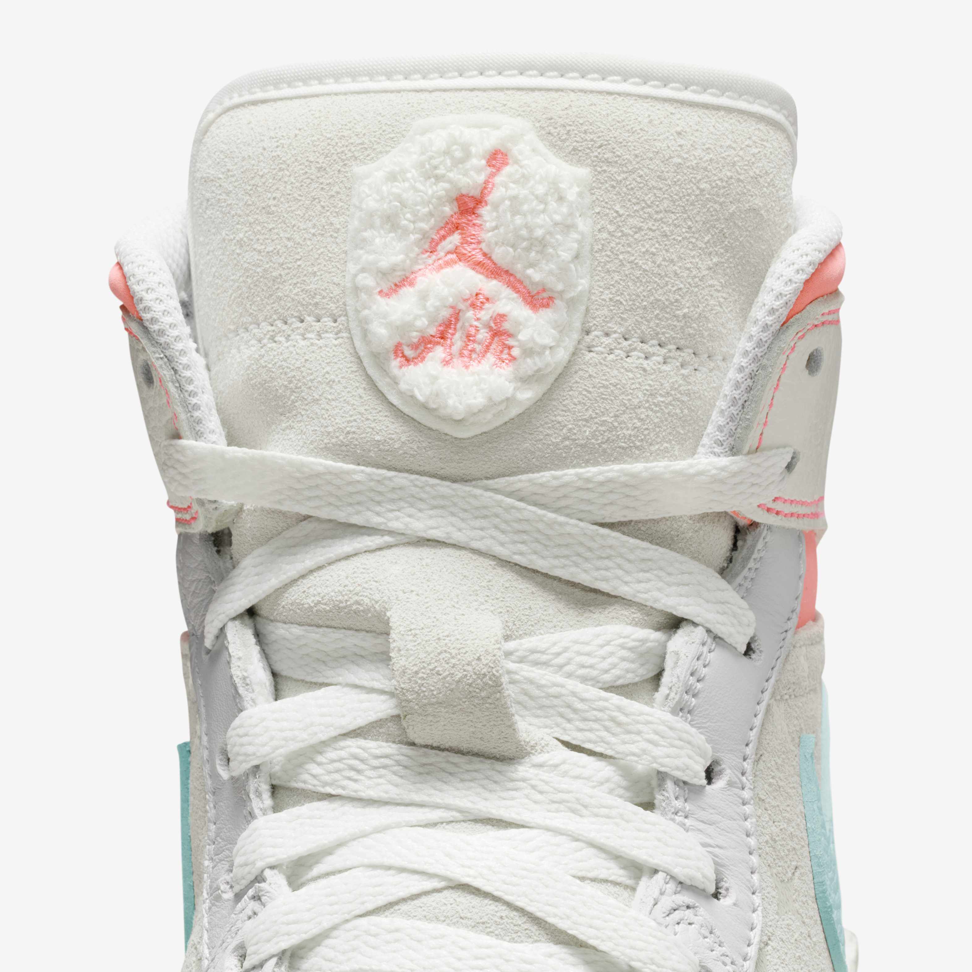 اير جوردن 1 ميد image number 9