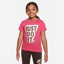 Nike Relaxed Tee and Scrunchie Set