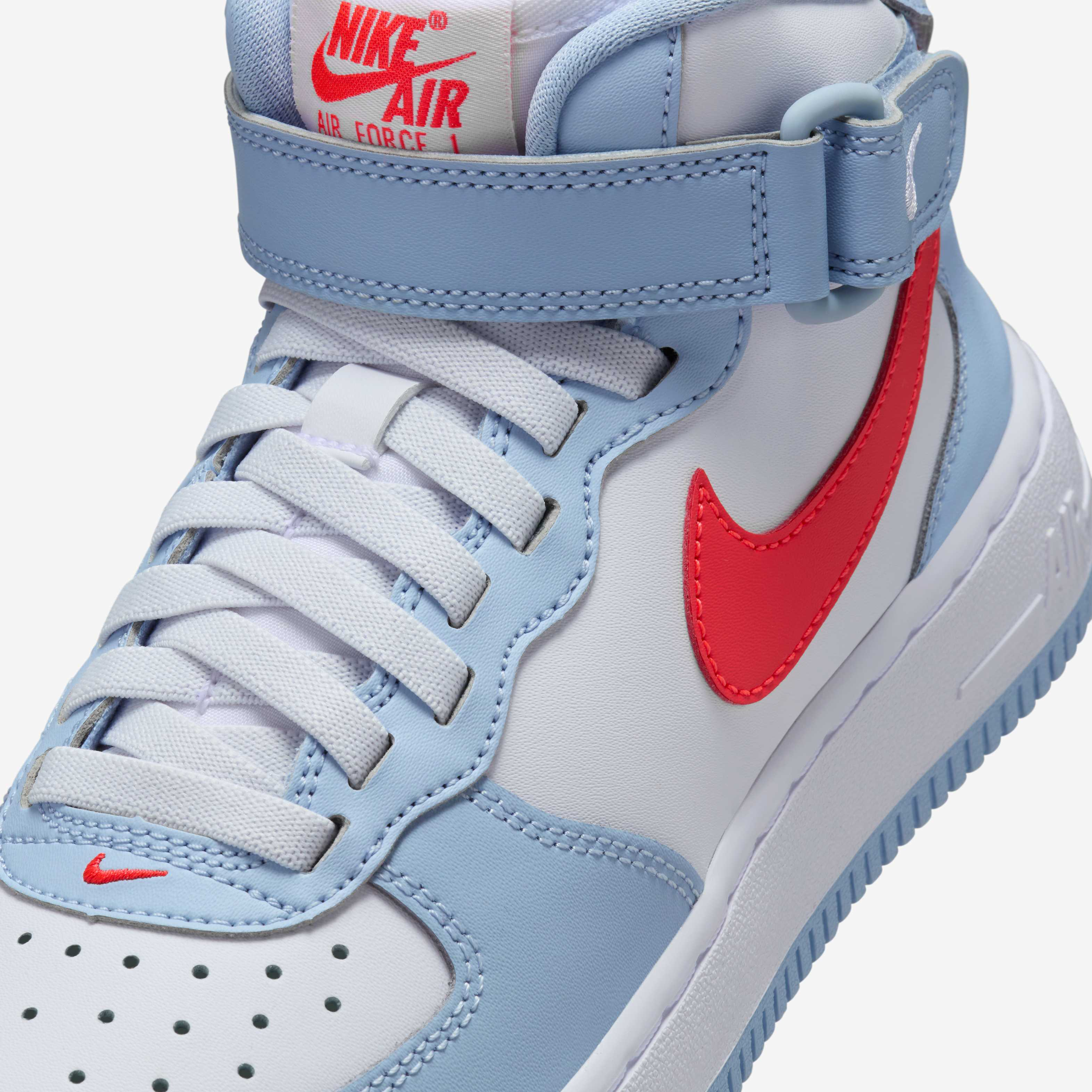 Nike Air Force 1 Mid EasyOn image number 6
