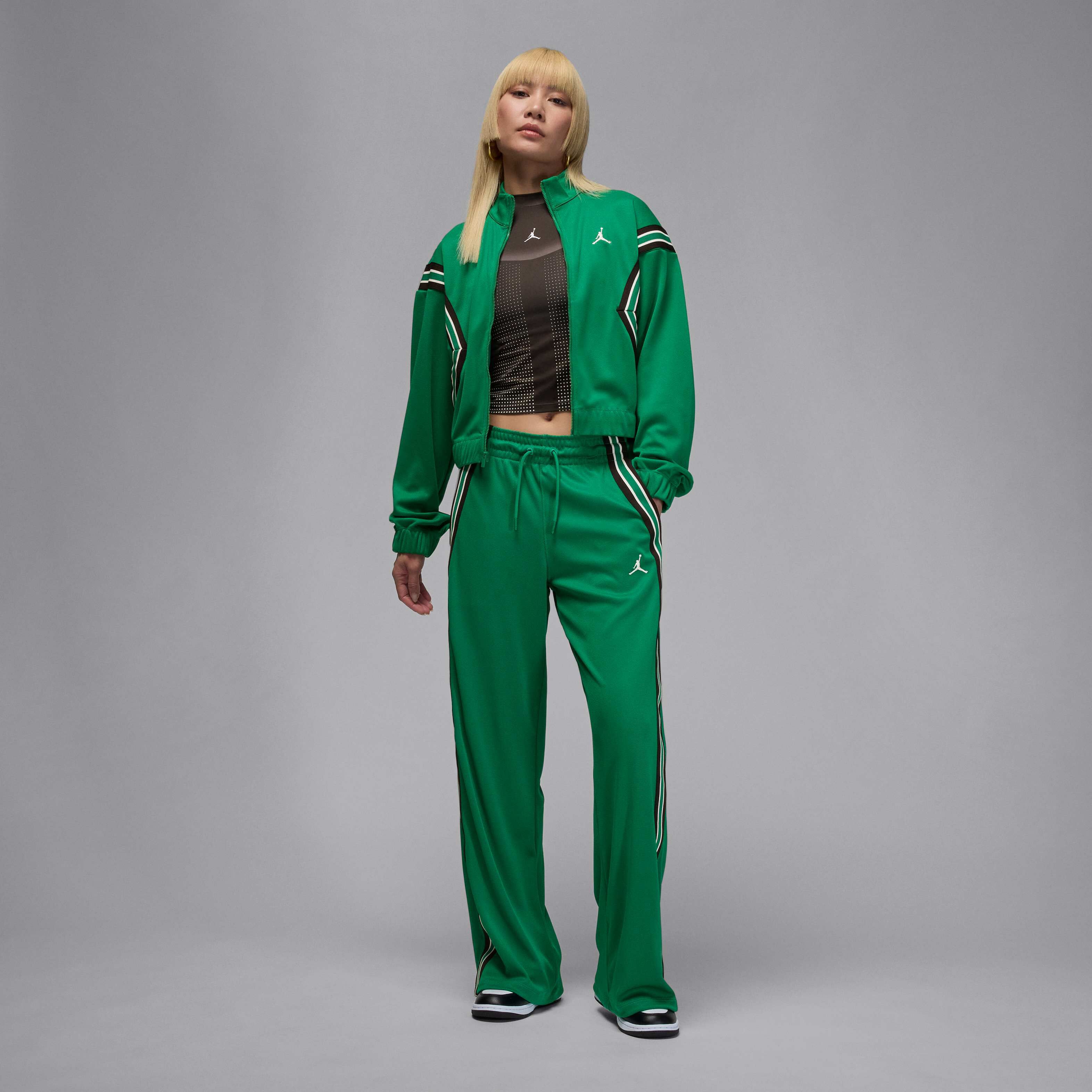 Jordan Brooklyn image number 6