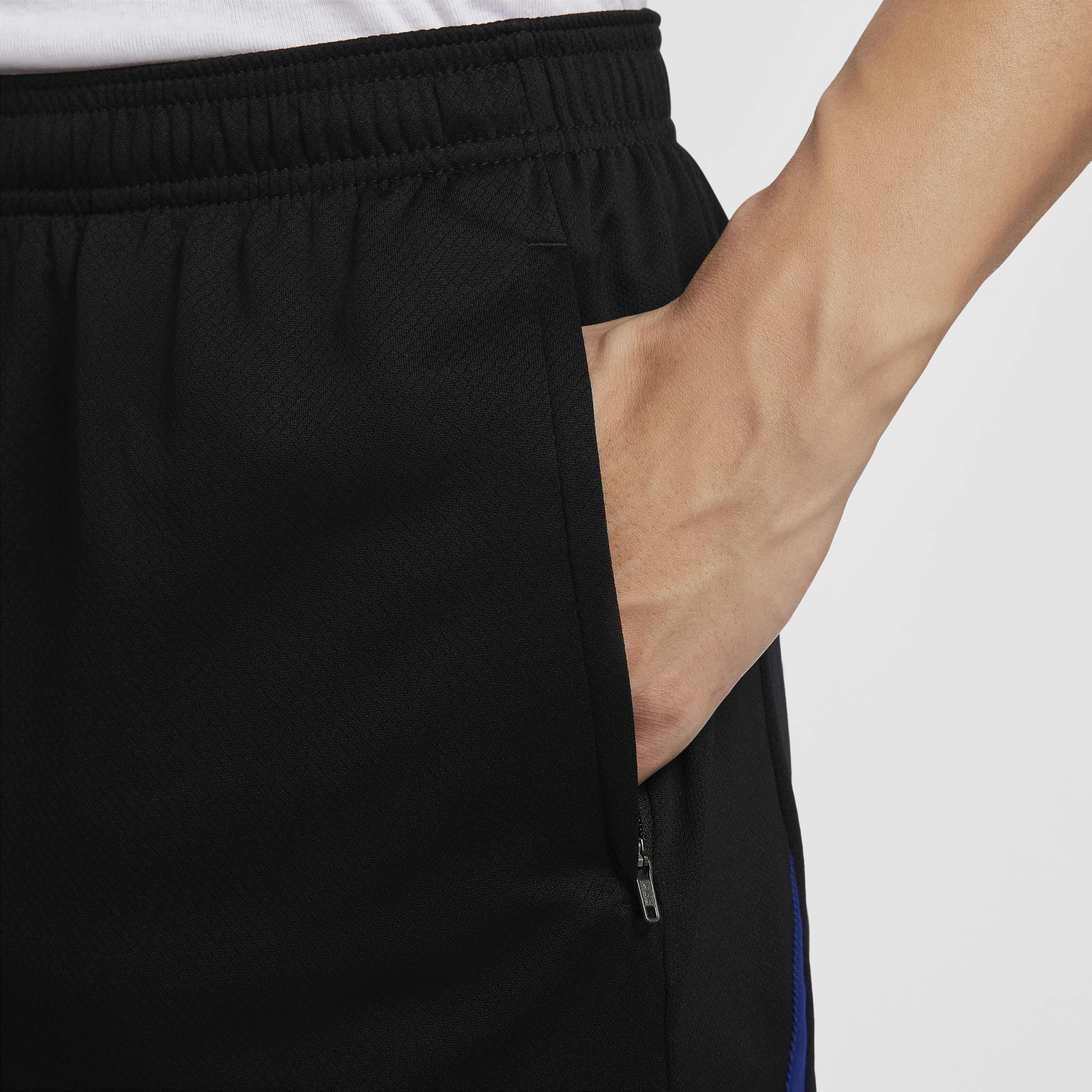 برشلونة سترايك image number 4