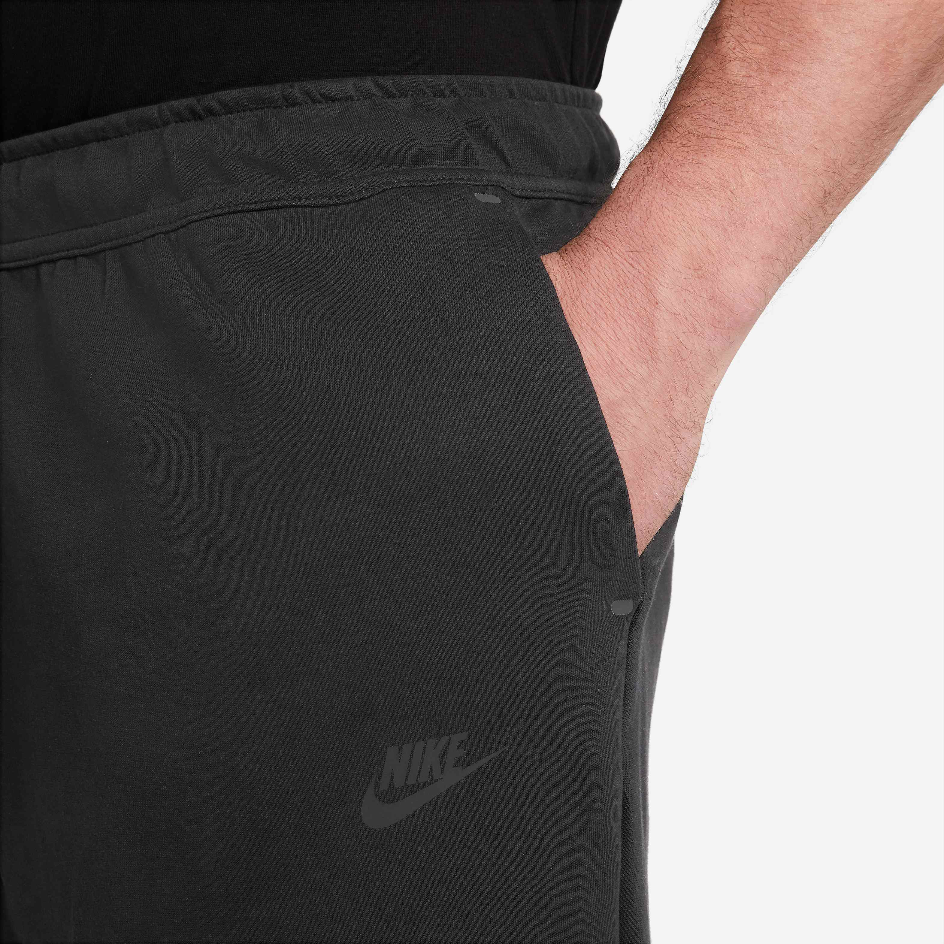 Nike Sportswear Tech Fleece image number 9