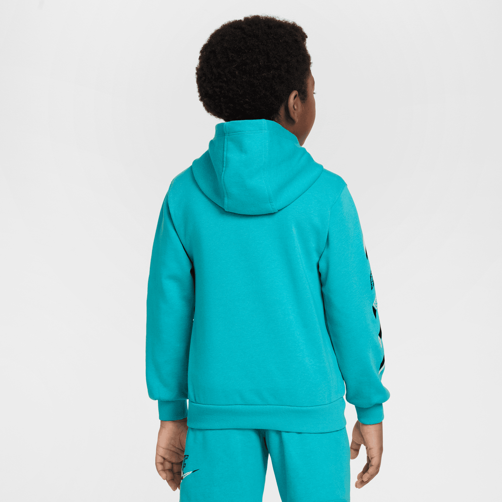 Nike Sportswear "Outside the Lines" image number 1